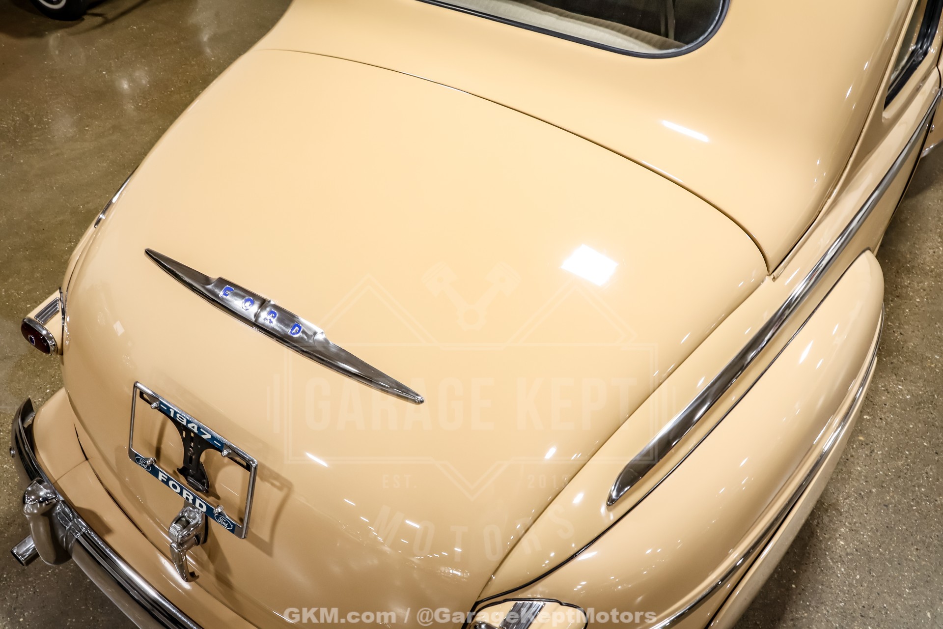 1947 Ford Deluxe 56