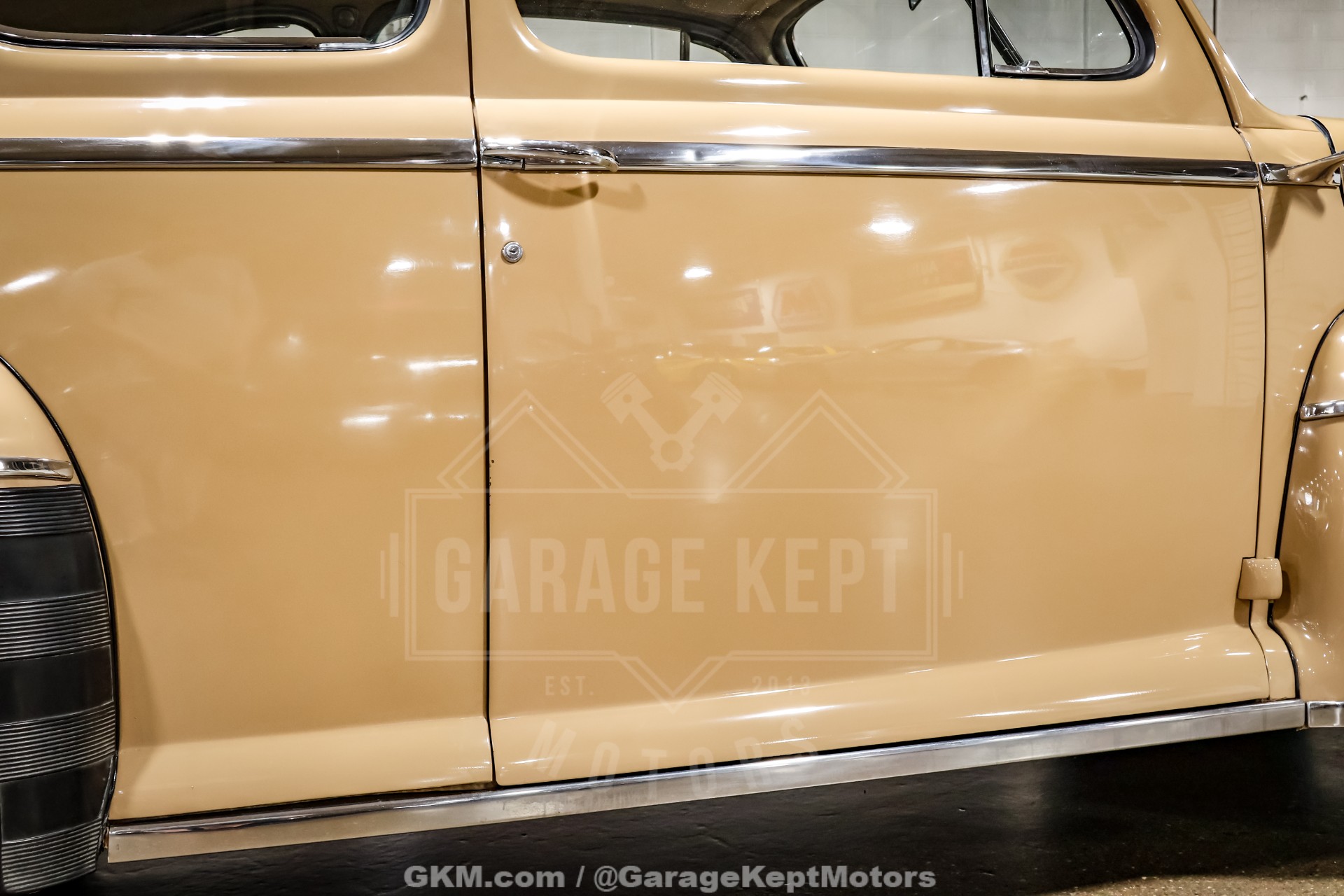 1947 Ford Deluxe 61