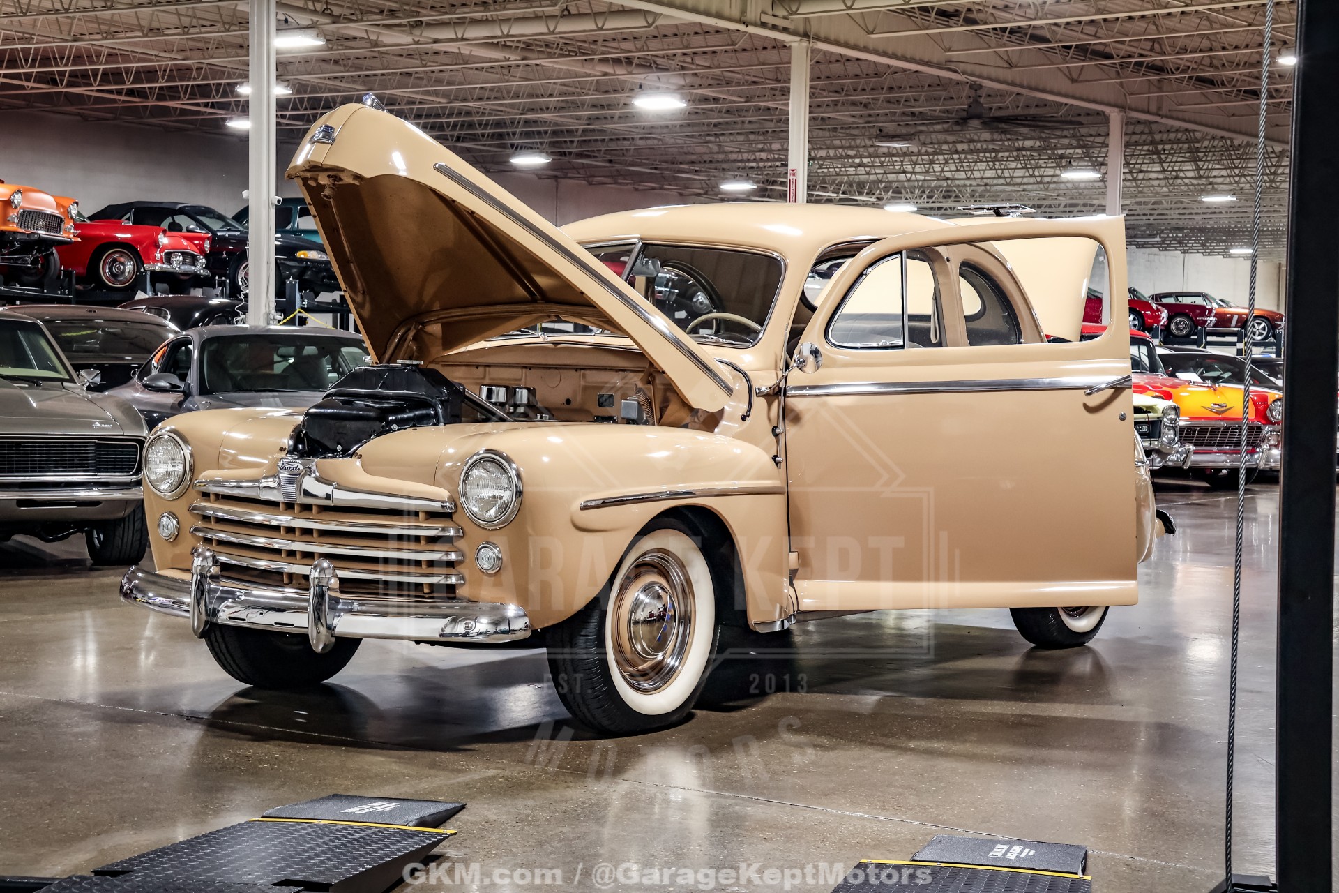 1947 Ford Deluxe 68