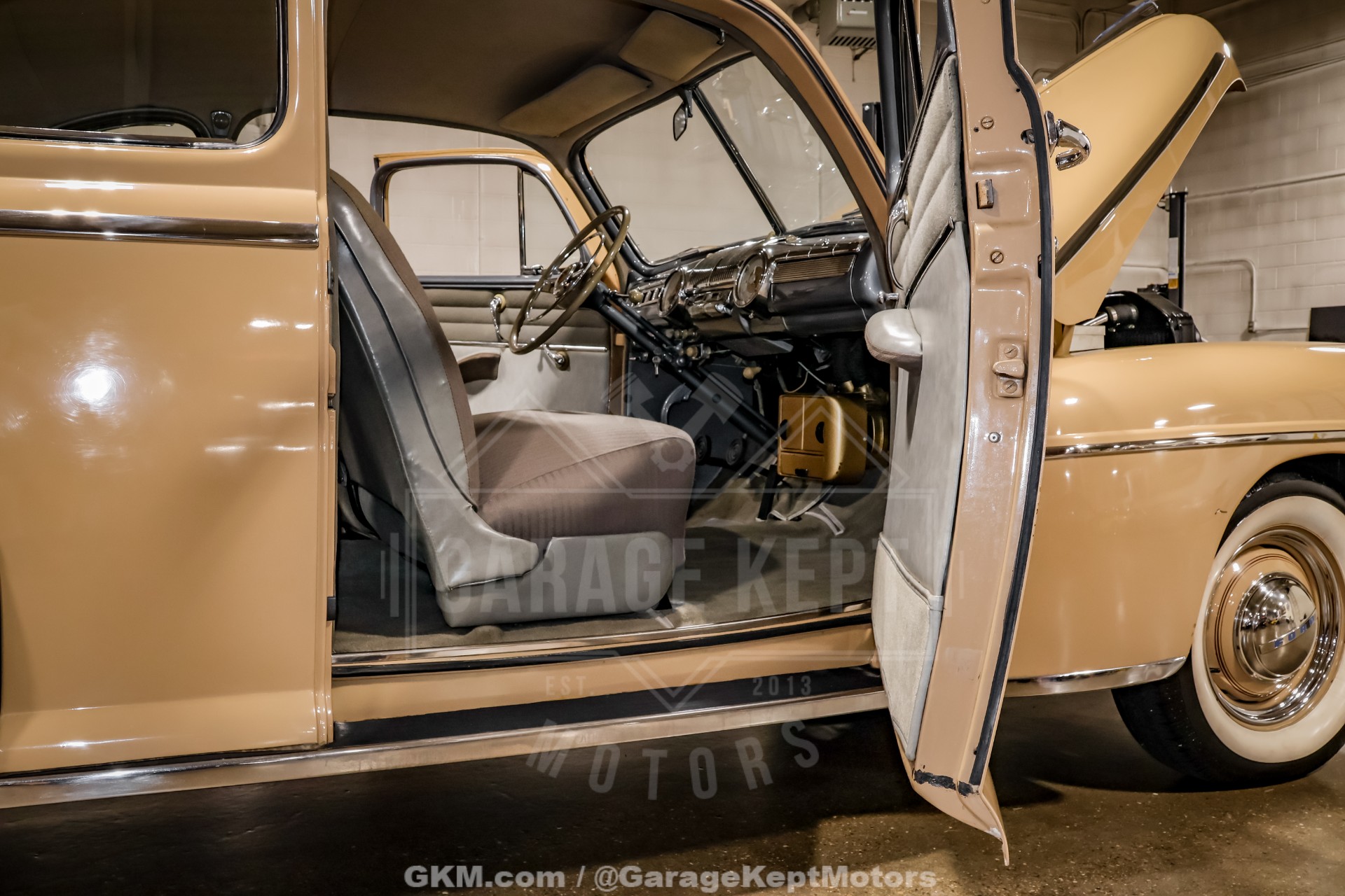 1947 Ford Deluxe 73