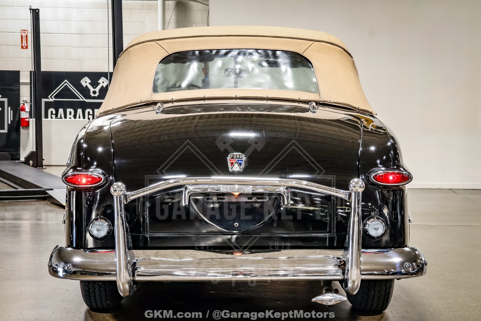 1950 Ford Custom Deluxe 54