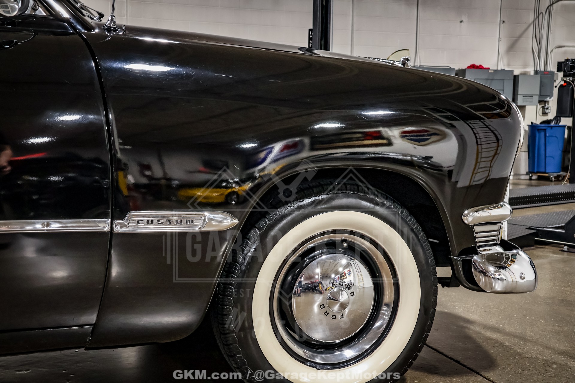 1950 Ford Custom Deluxe 64