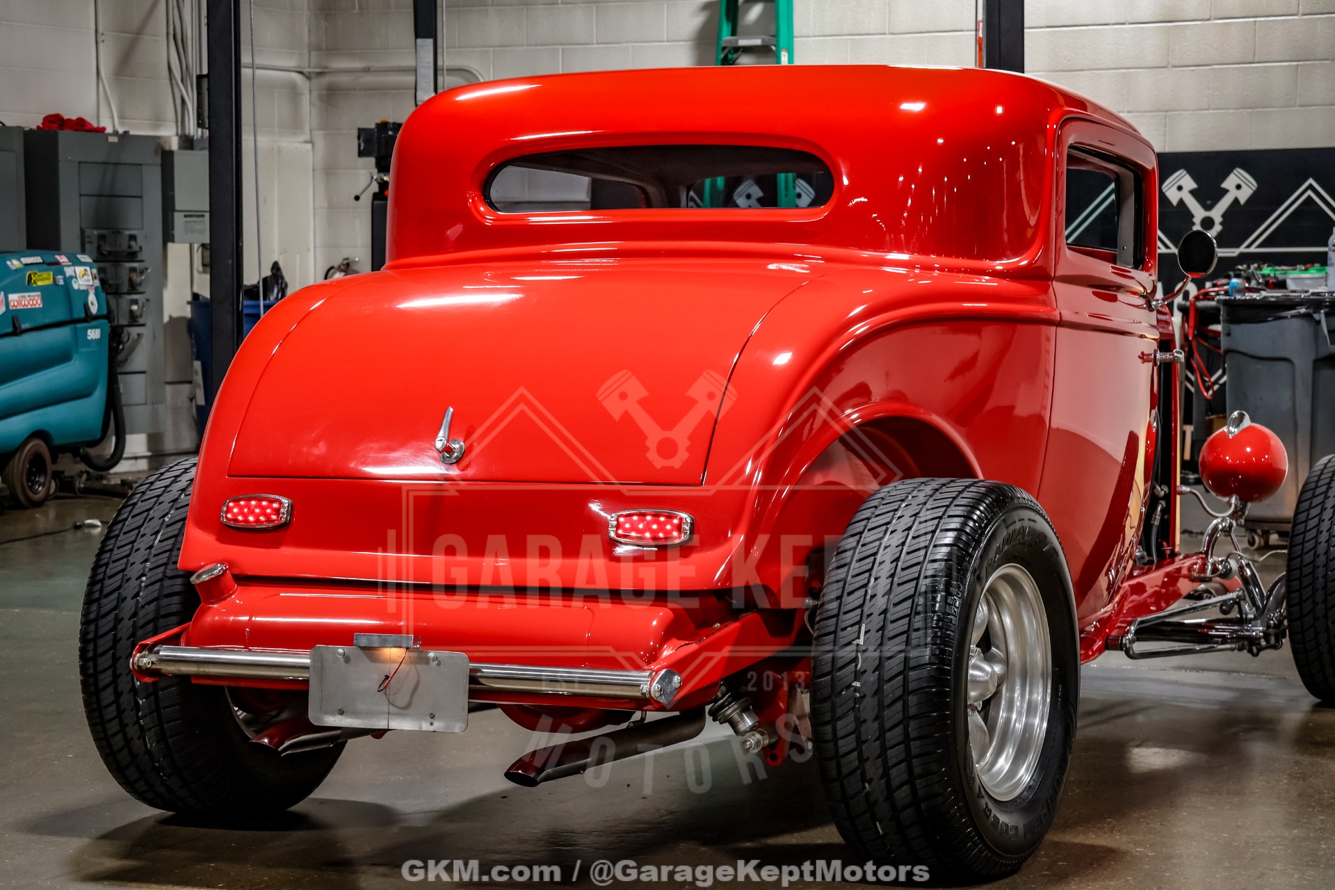 1932 Ford 3 Window Coupe 48