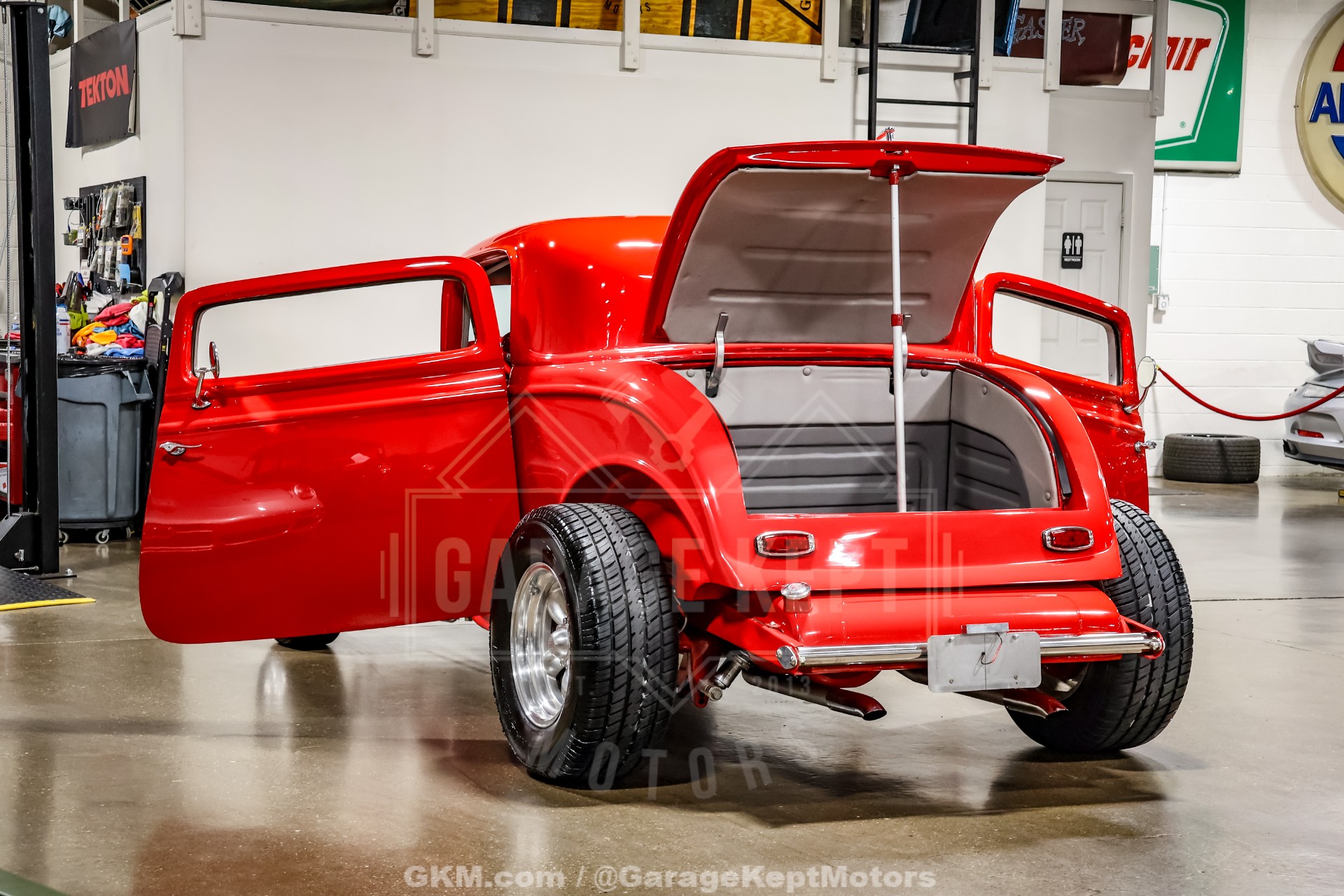 1932 Ford 3 Window Coupe 65