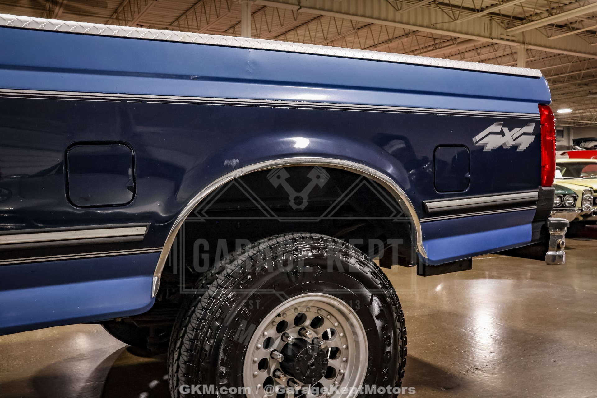 1992 Ford F-250 33