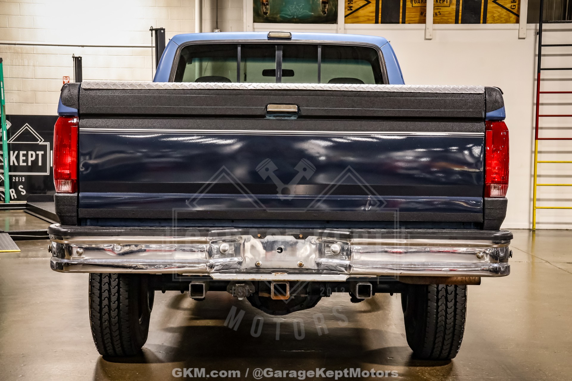 1992 Ford F-250 38