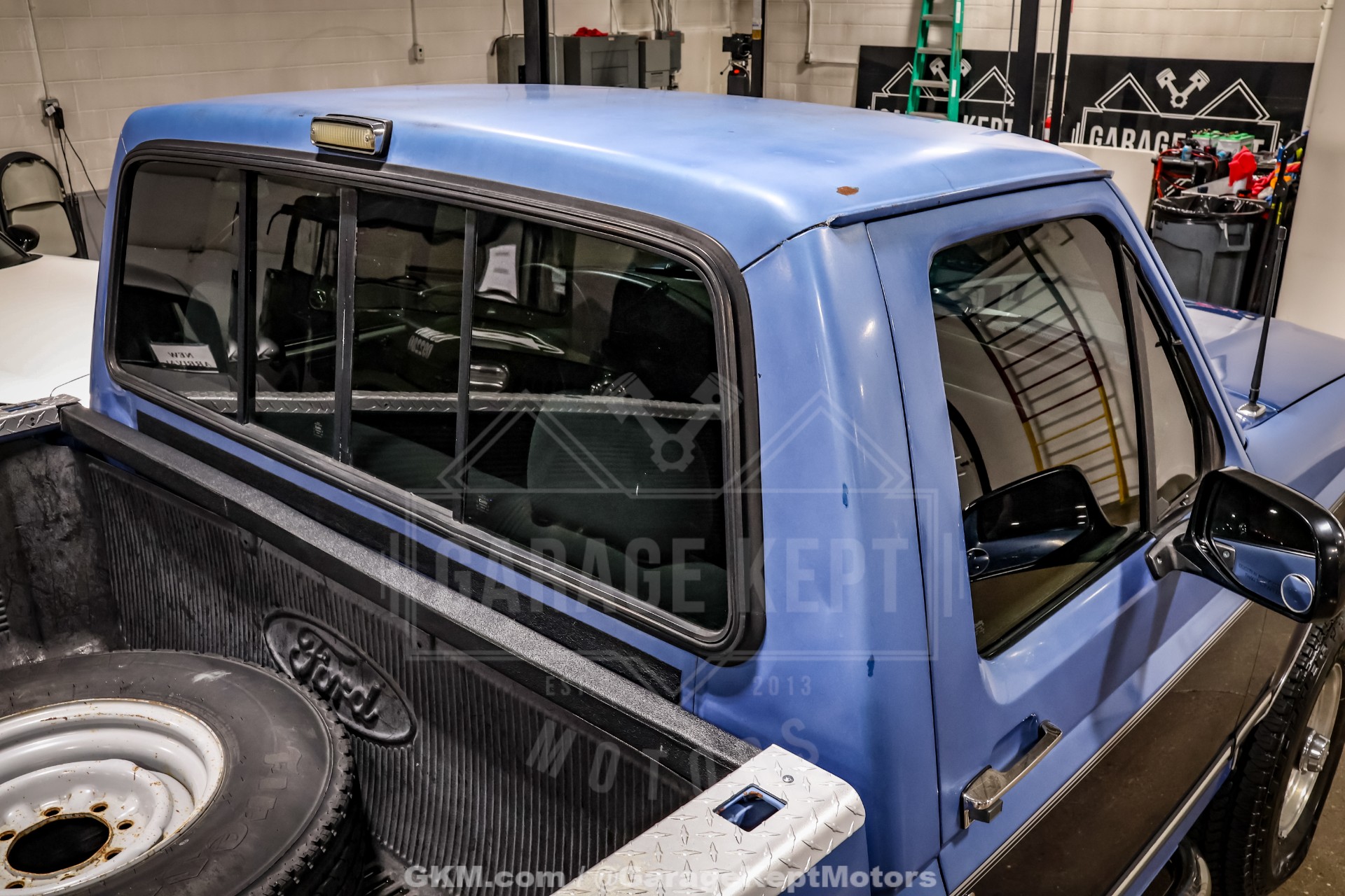 1992 Ford F-250 43