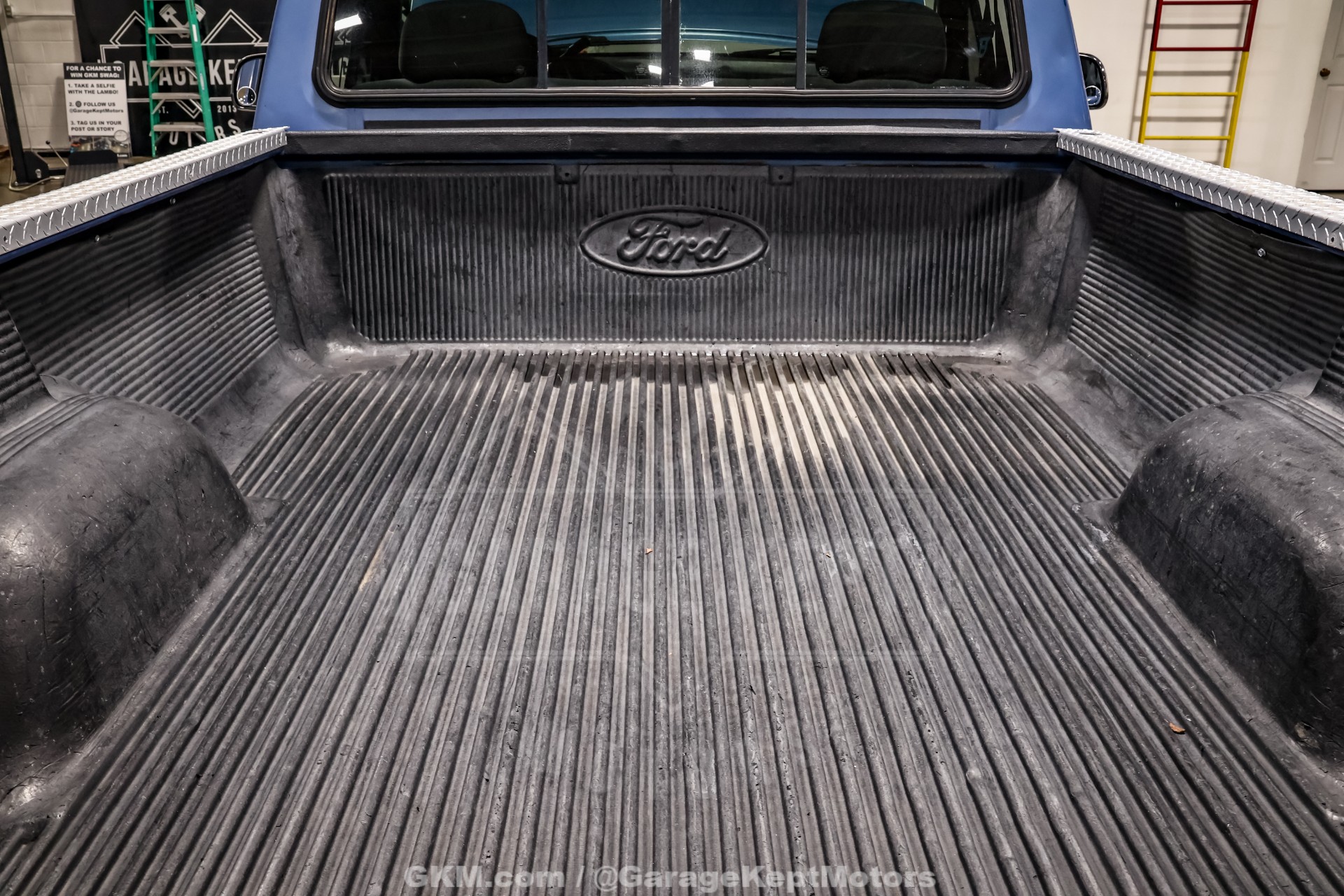 1992 Ford F-250 75