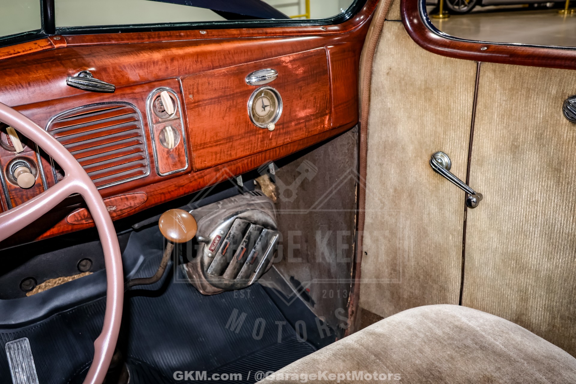 1938 Ford Coupe 120