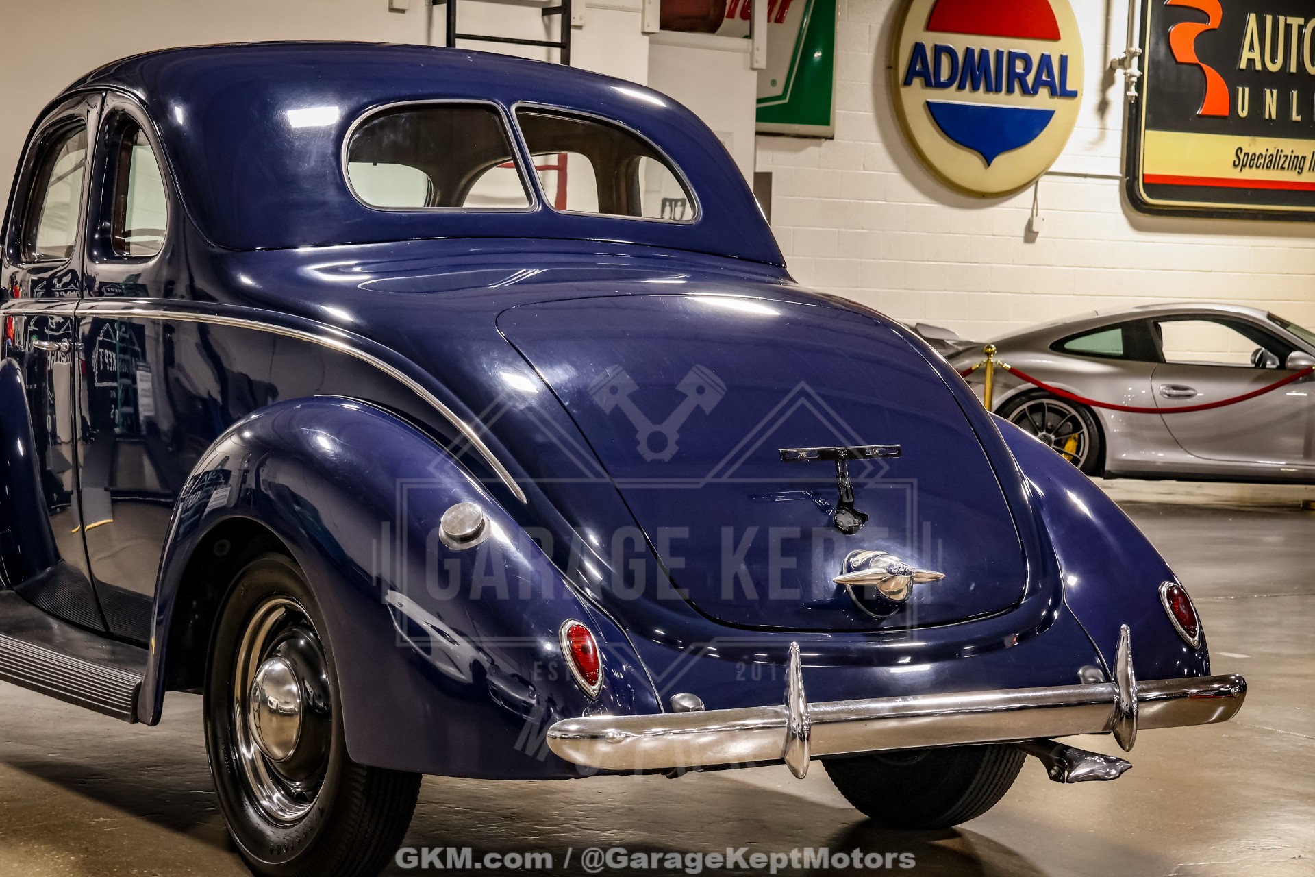 1938 Ford Coupe 43