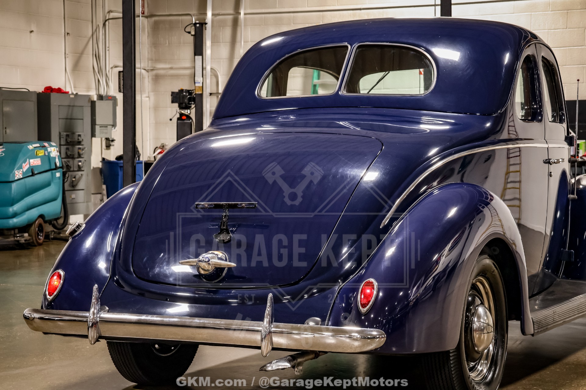 1938 Ford Coupe 48