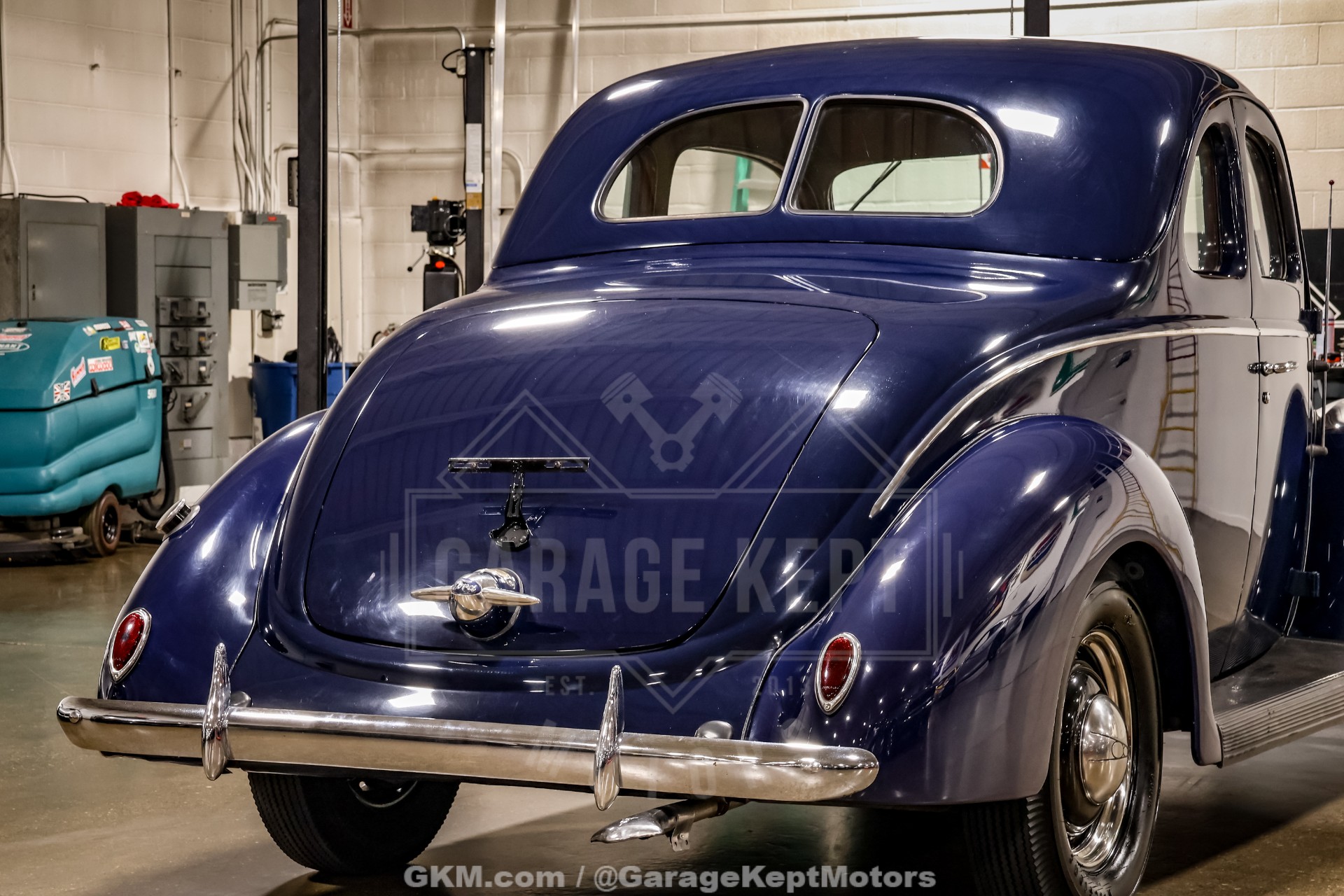 1938 Ford Coupe 49