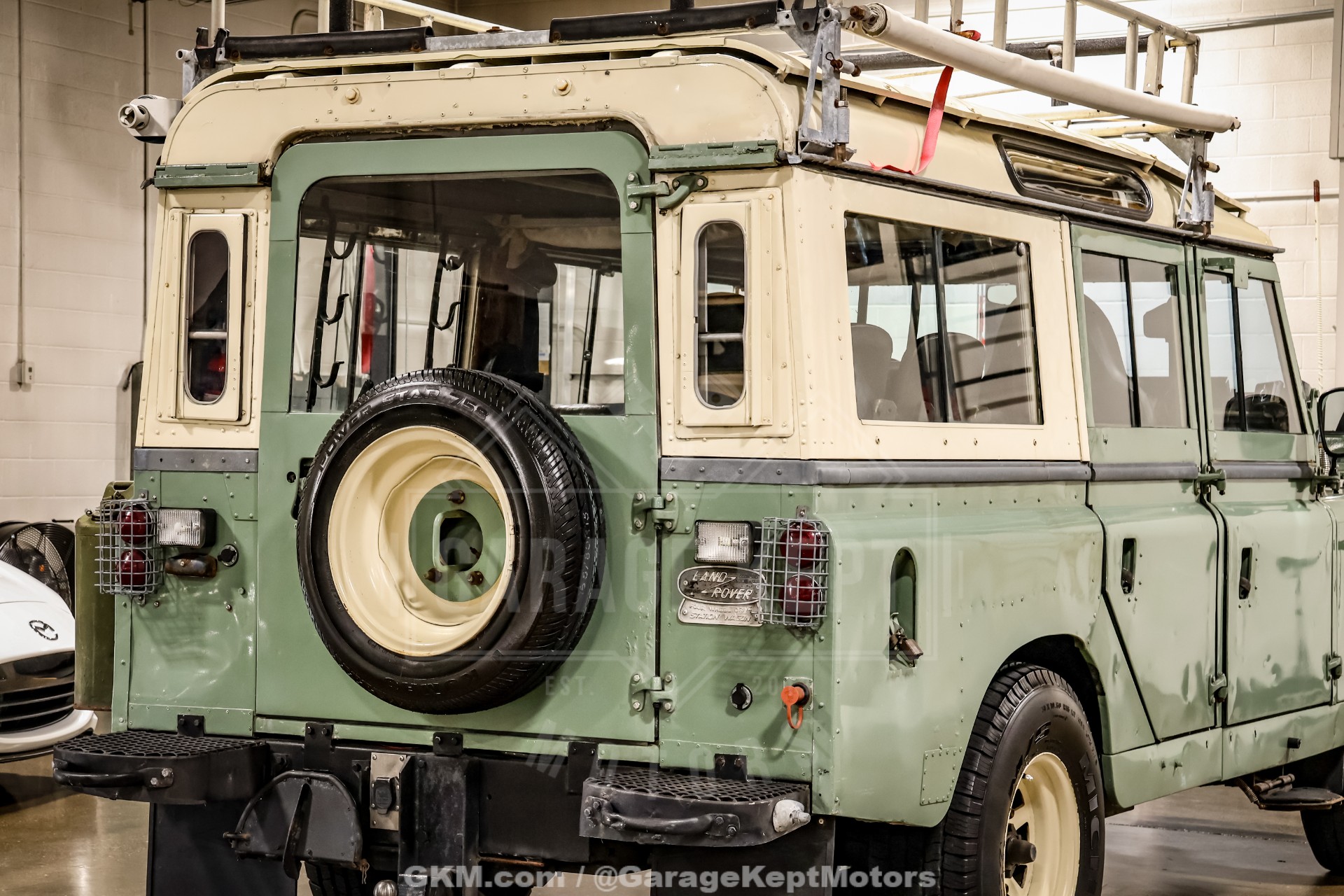 1965 Land Rover Series 2A 44
