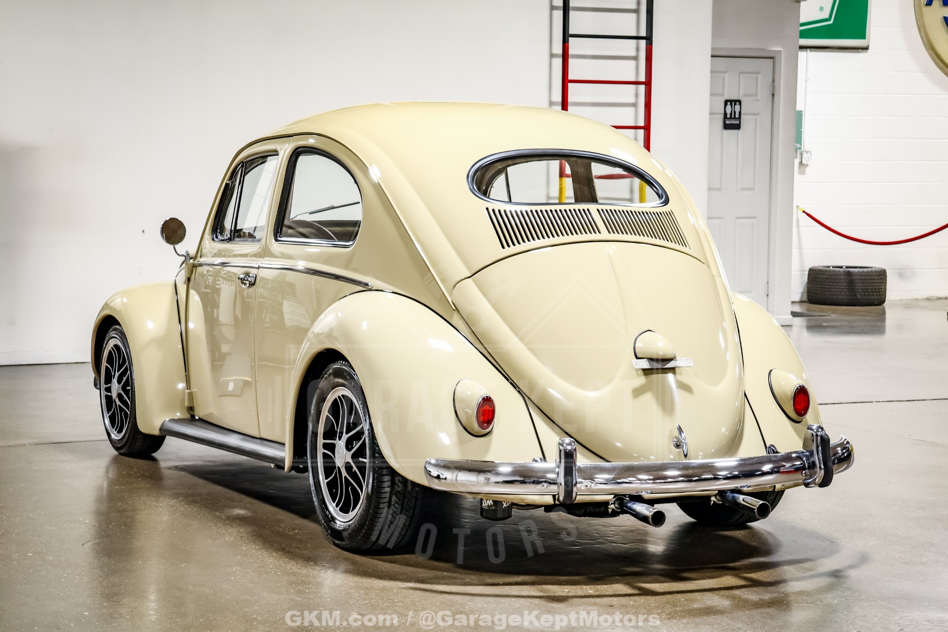1957 Volkswagen Beetle 7