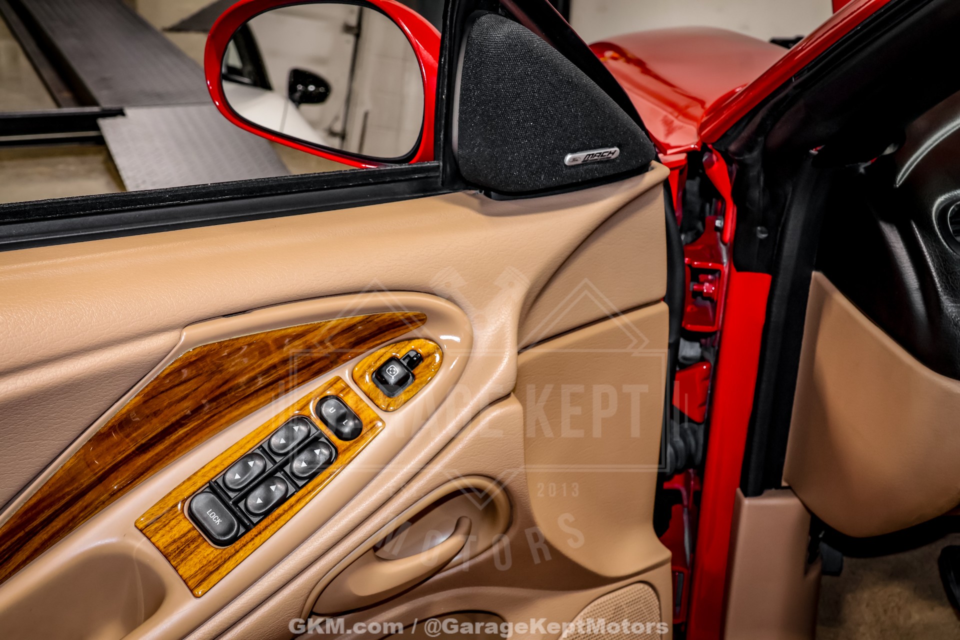 1997 Ford Mustang SVT Cobra 104