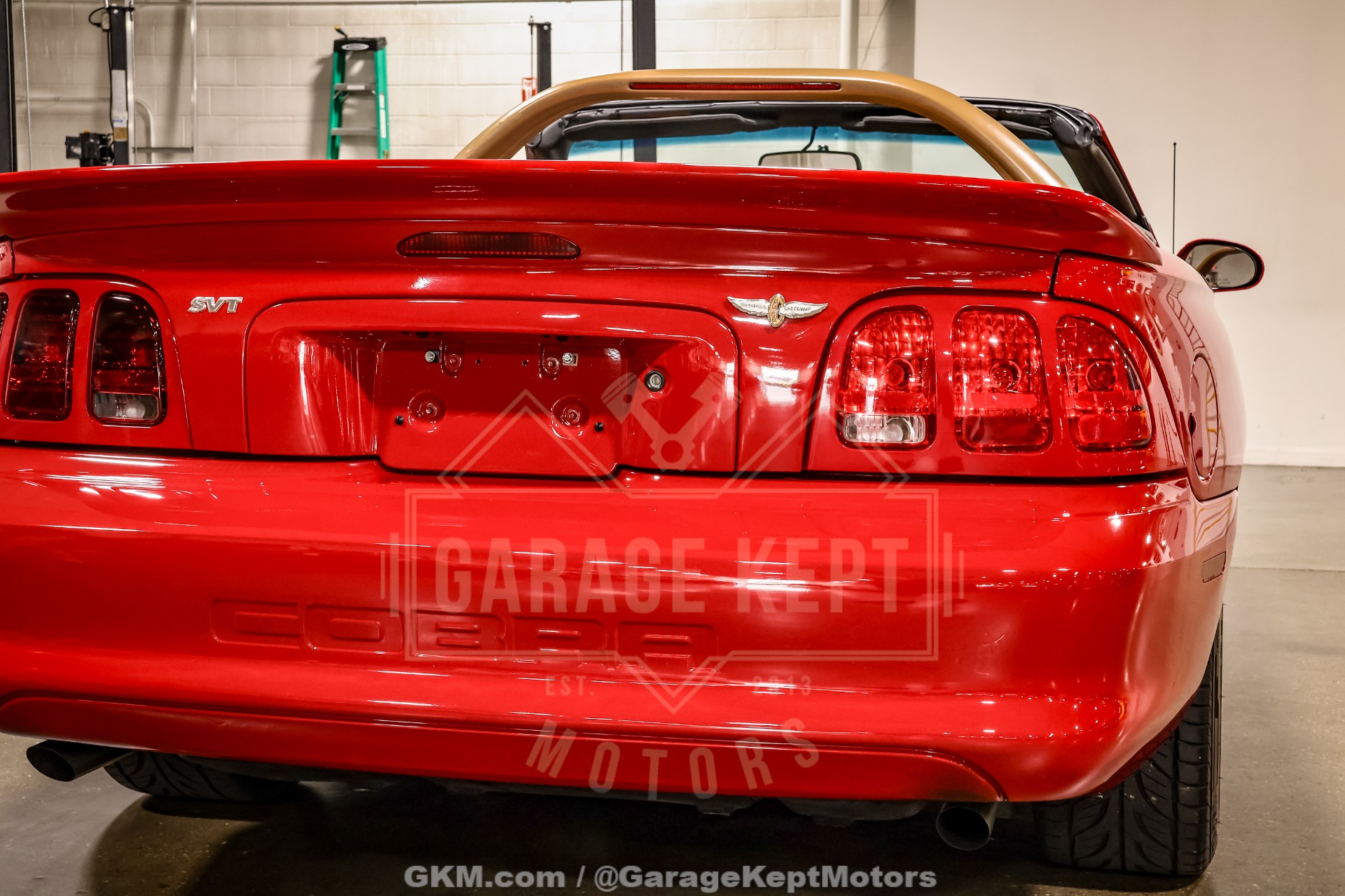 1997 Ford Mustang SVT Cobra 41