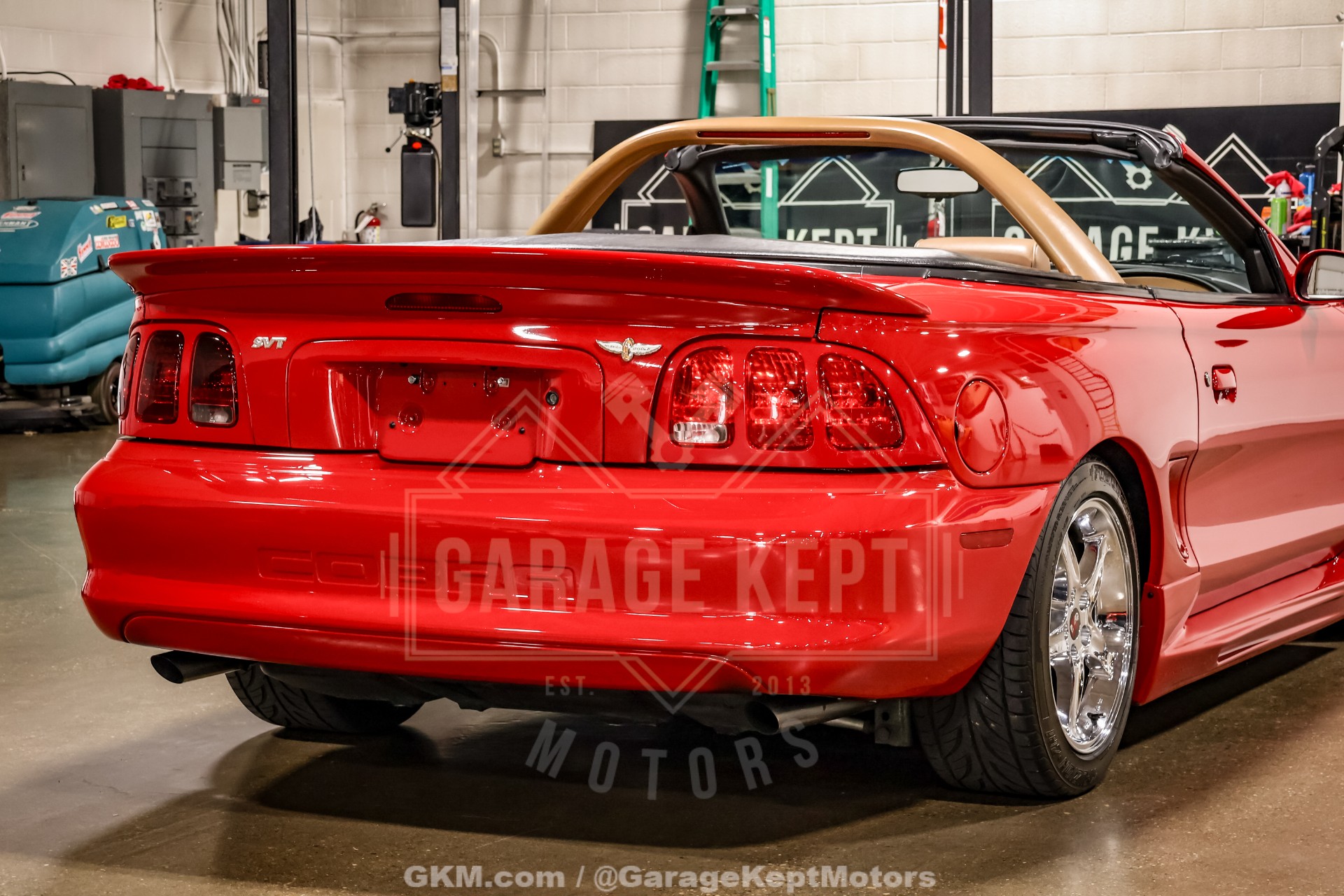 1997 Ford Mustang SVT Cobra 45