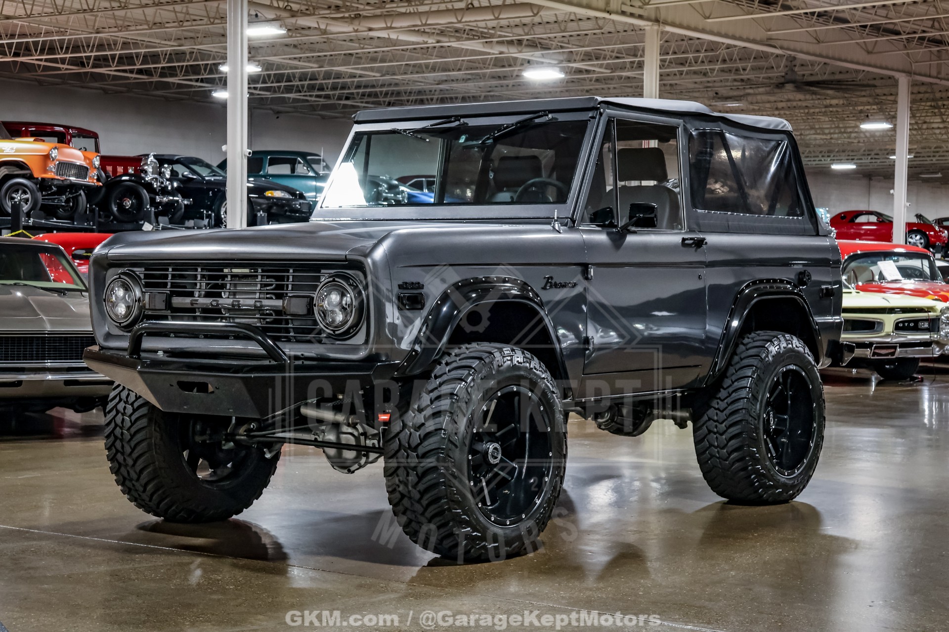 1970 Ford Bronco 3