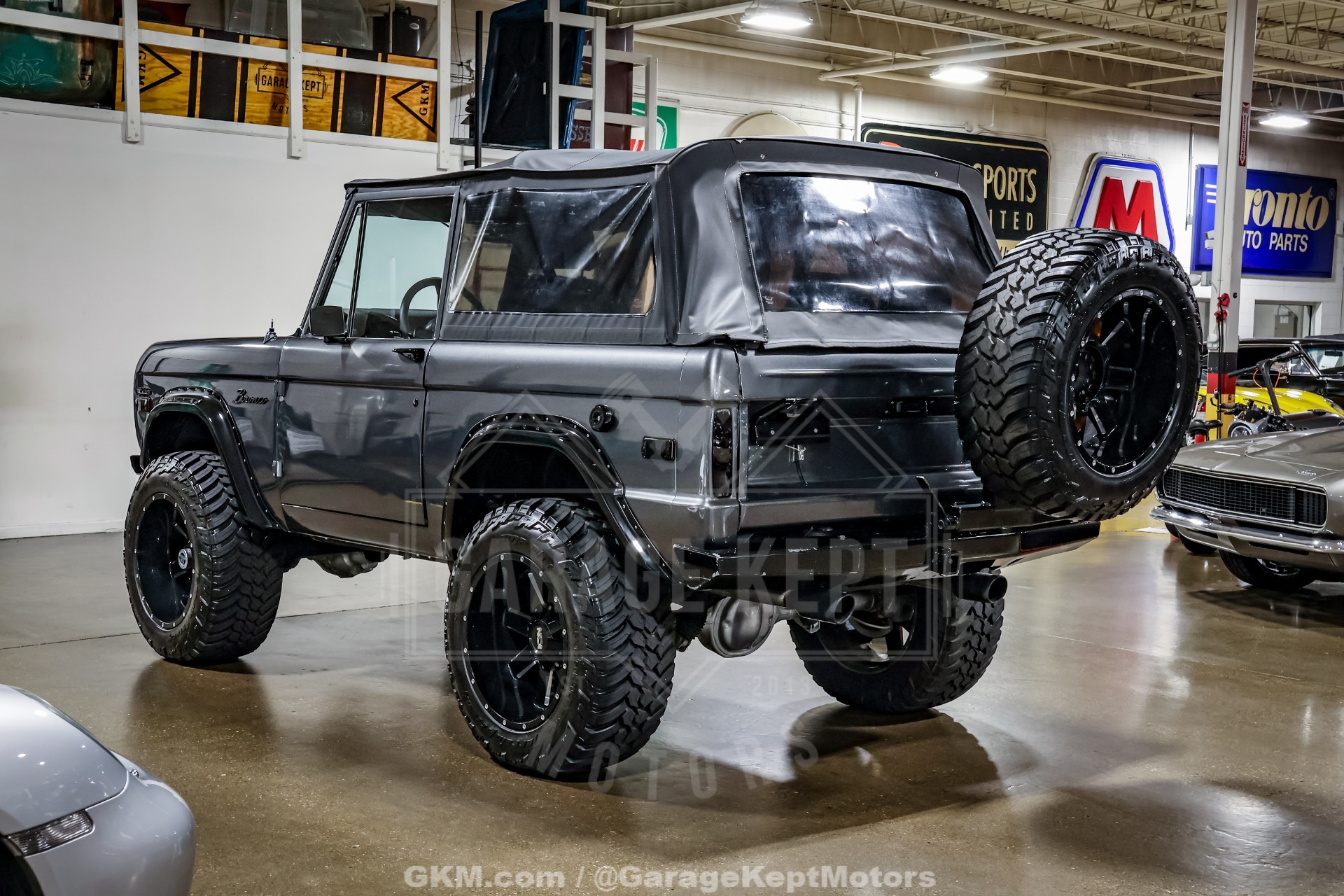 1970 Ford Bronco 6