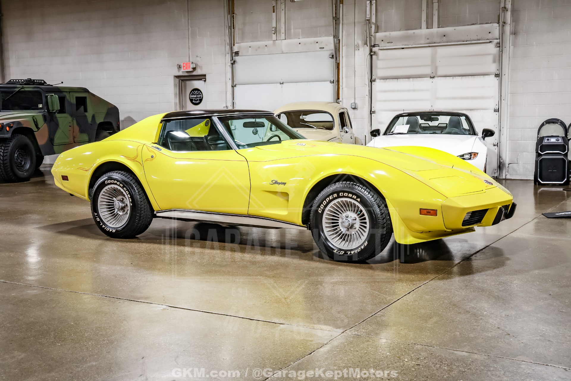 1975 Chevrolet Corvette 11