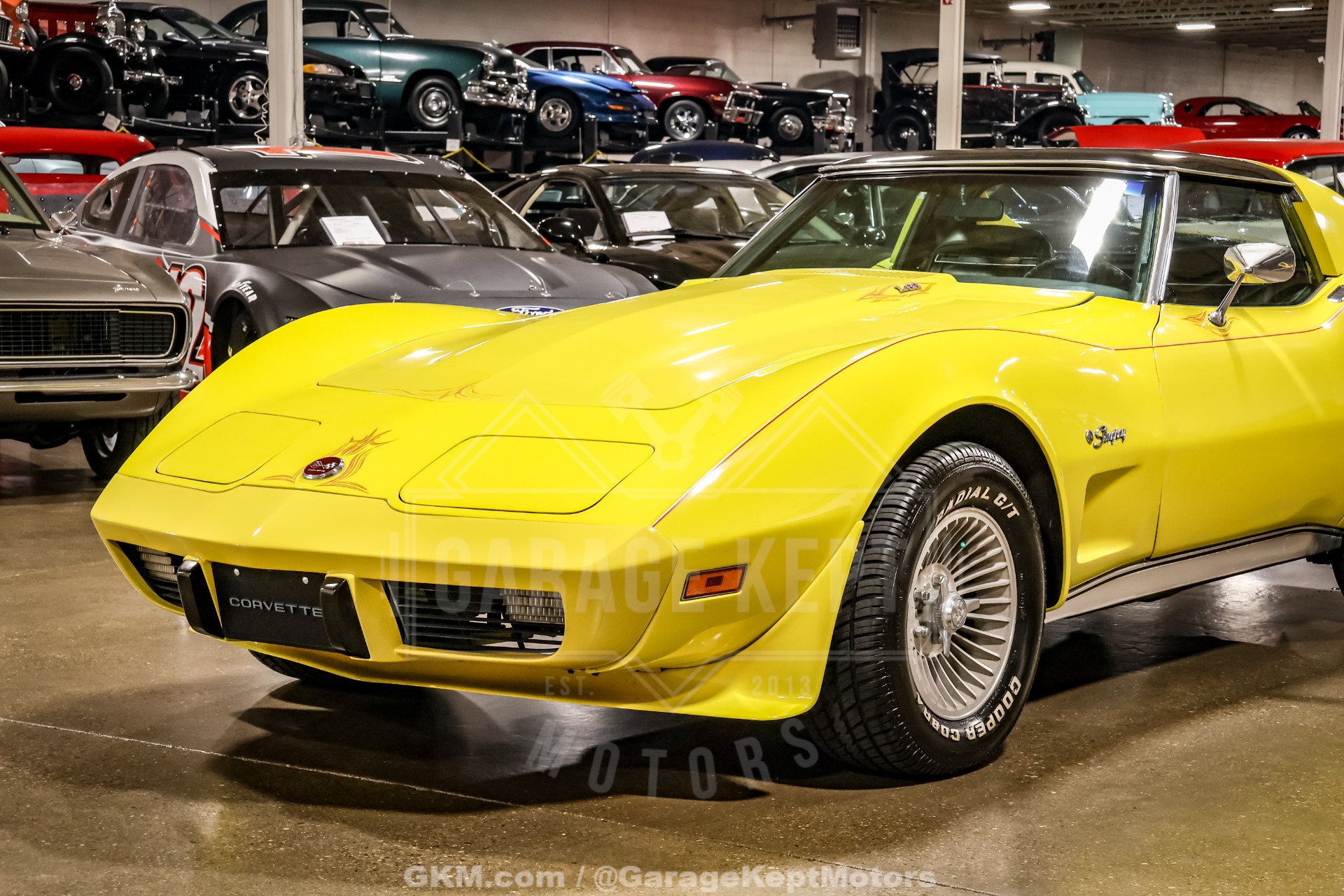 1975 Chevrolet Corvette 23
