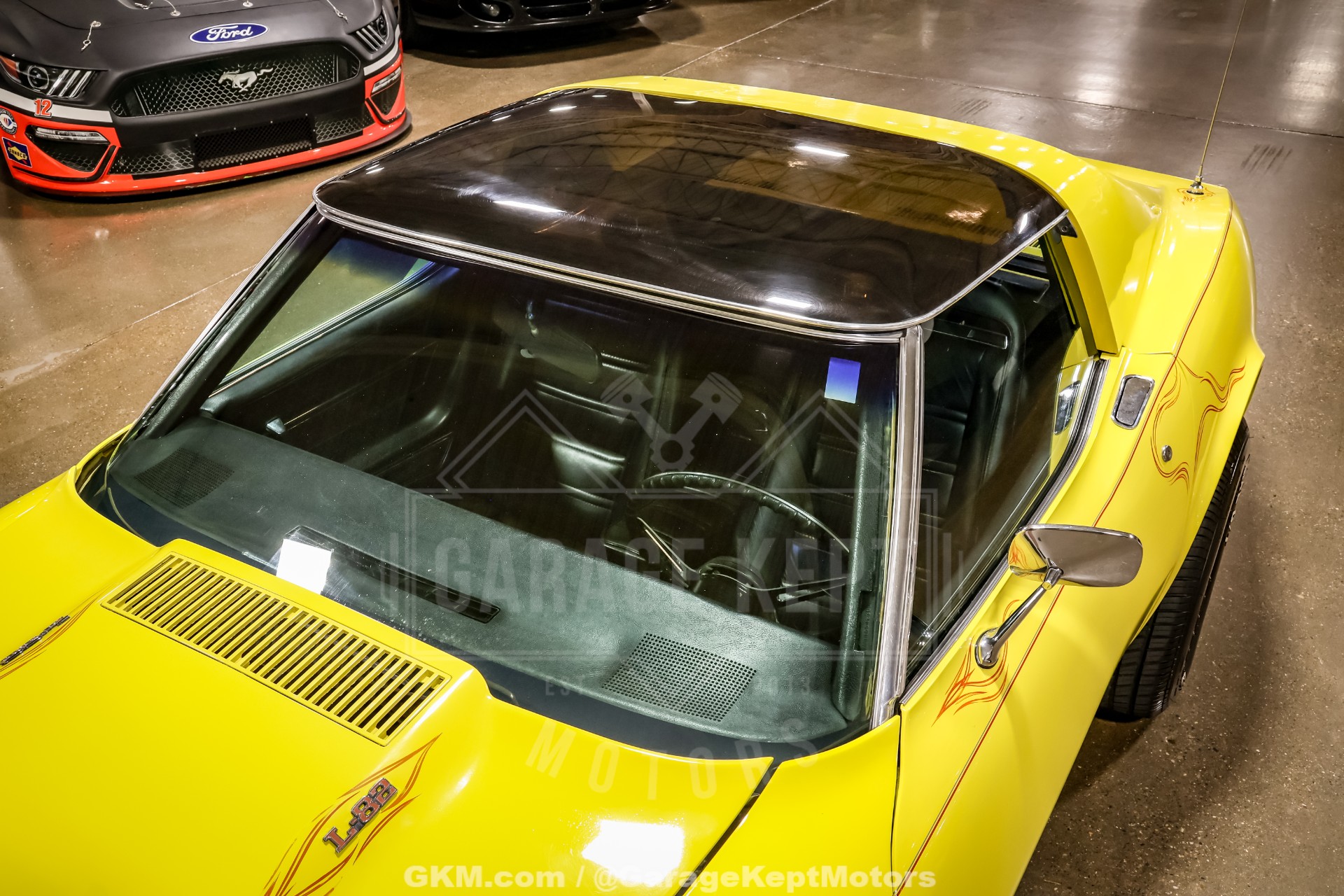 1975 Chevrolet Corvette 26