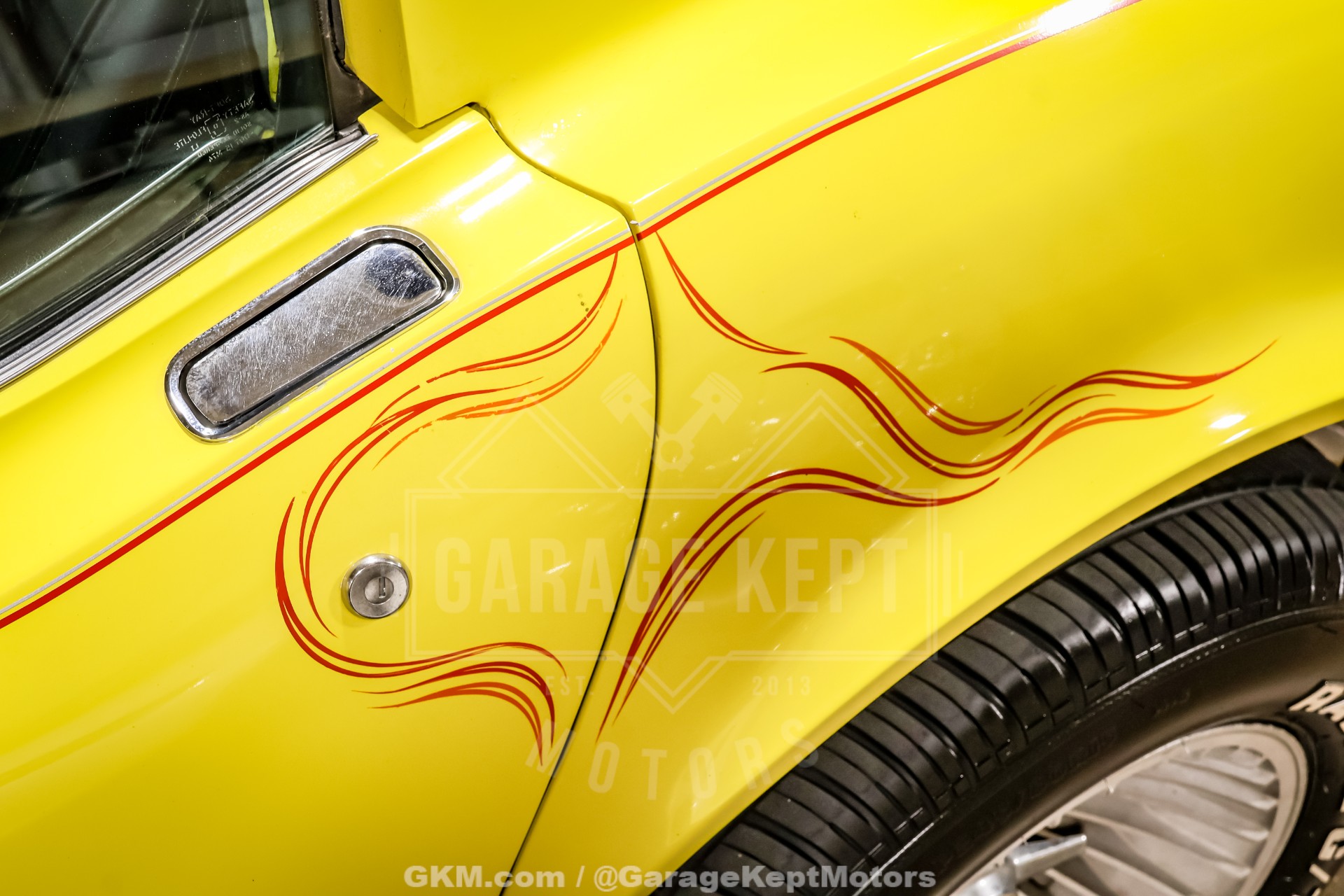 1975 Chevrolet Corvette 32