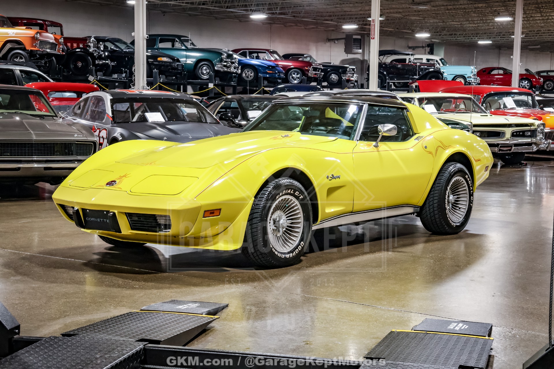 1975 Chevrolet Corvette 3