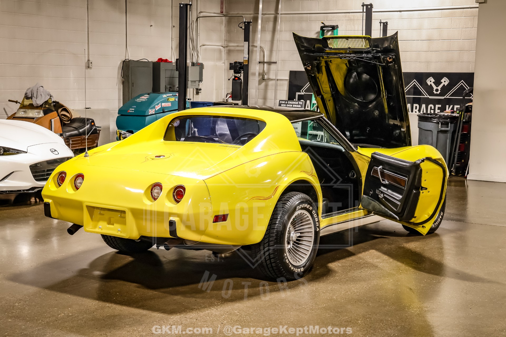 1975 Chevrolet Corvette 66