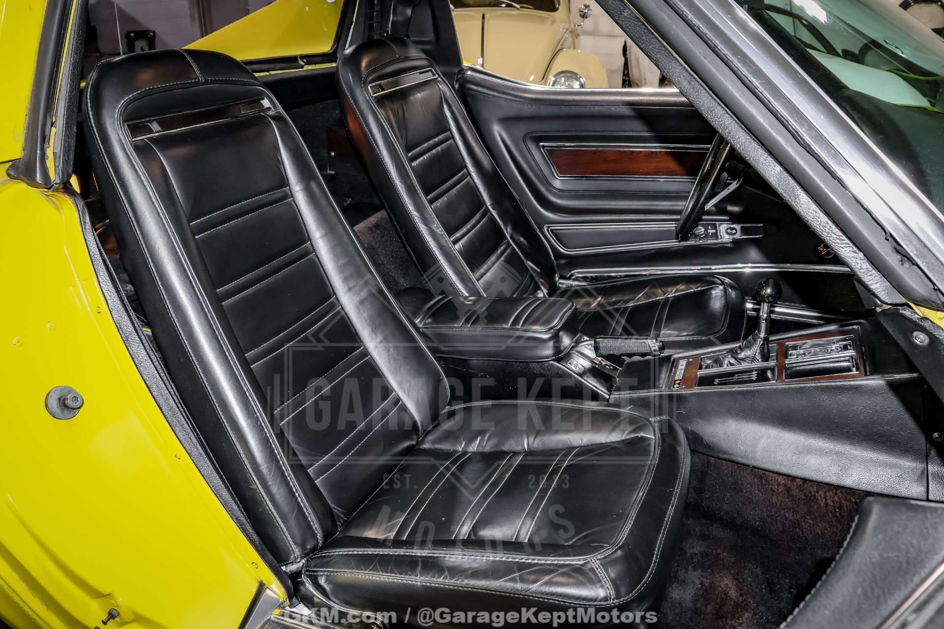 1975 Chevrolet Corvette 77