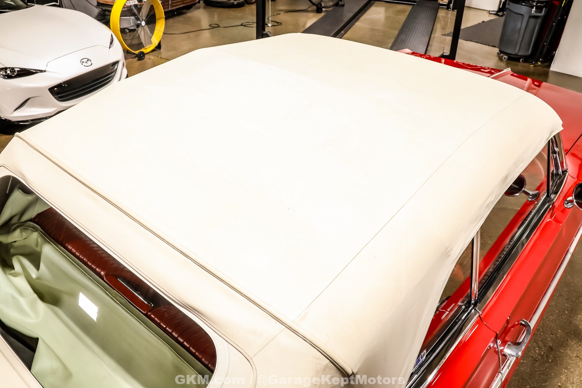 1964 Chevrolet Impala SS 28