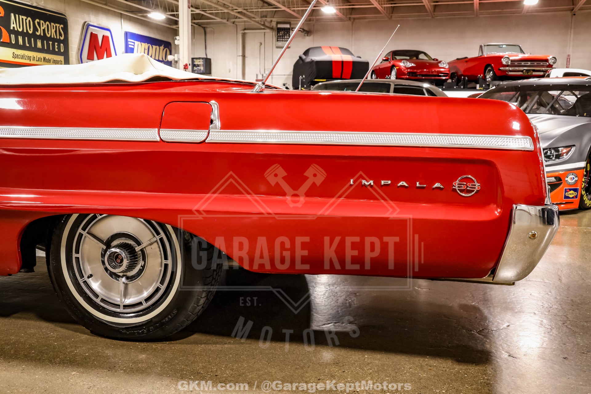 1964 Chevrolet Impala SS 106