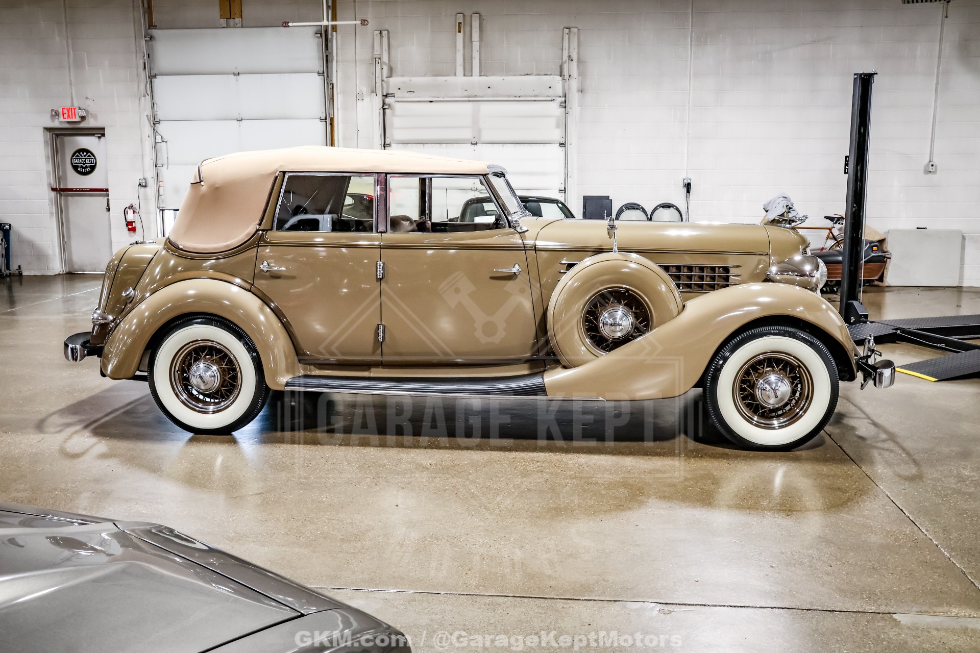1935 Auburn 851 10