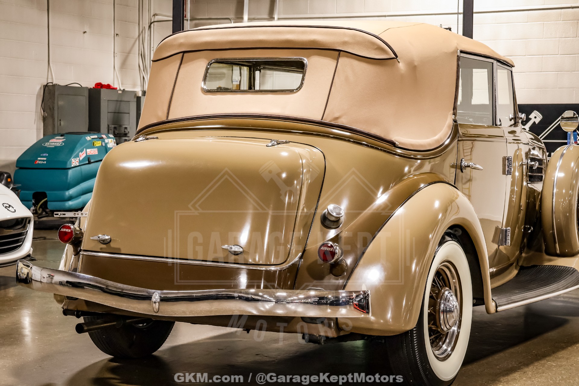 1935 Auburn 851 53