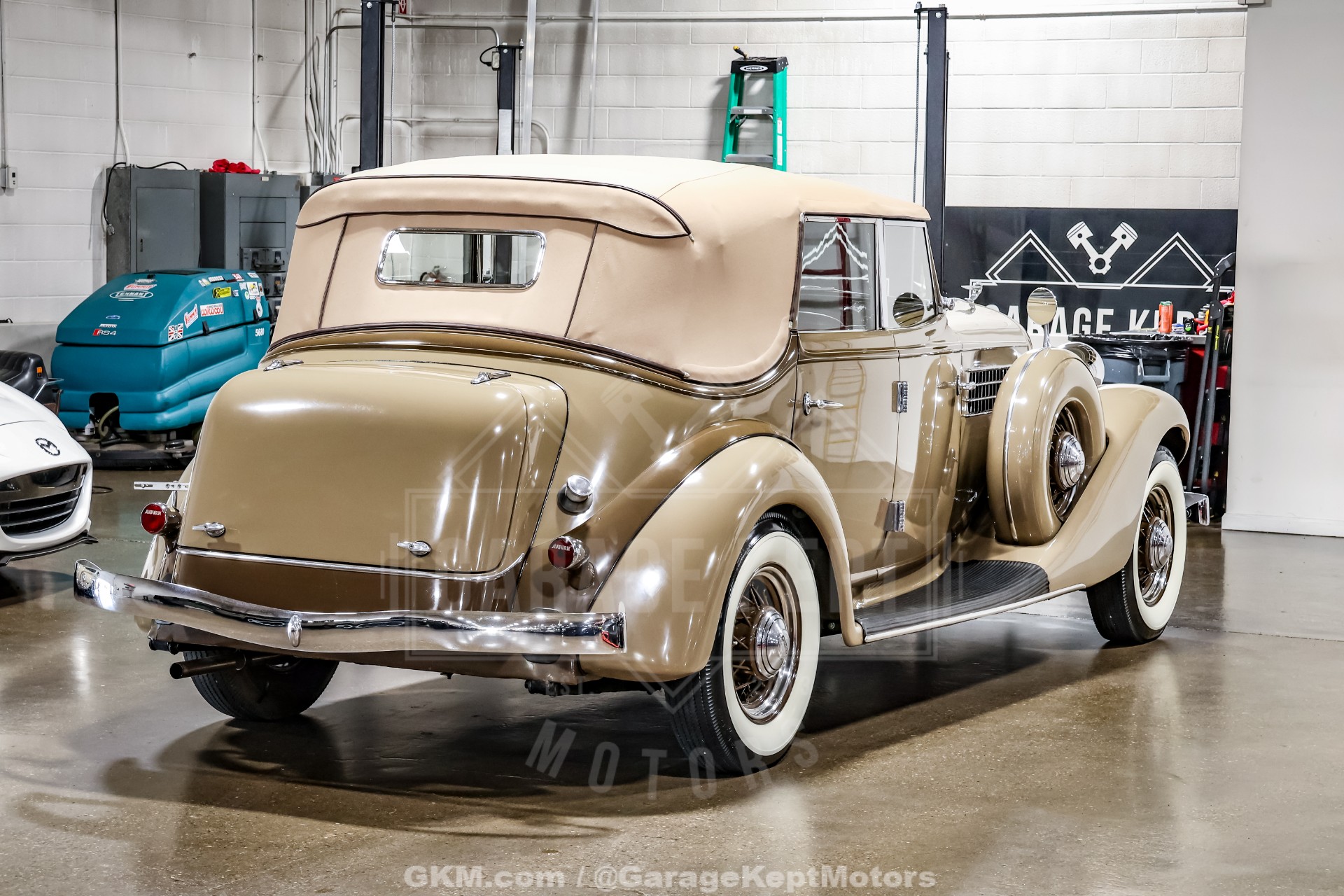 1935 Auburn 851 8