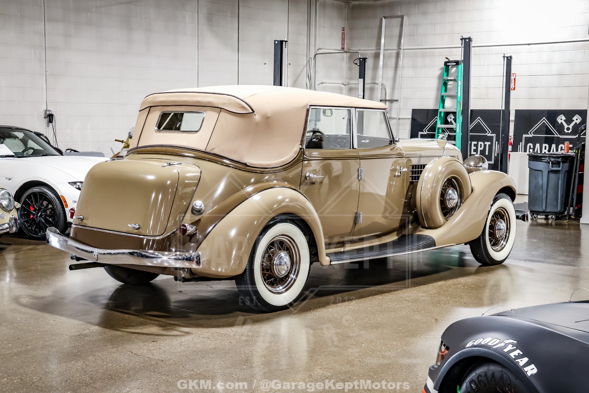 1935 Auburn 851 9