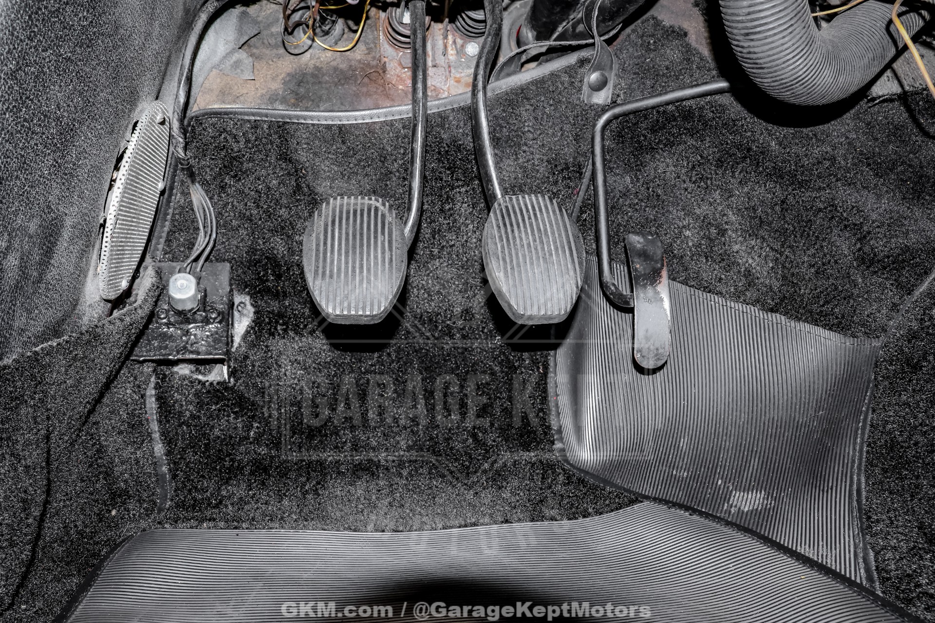 1965 Sunbeam Tiger 114