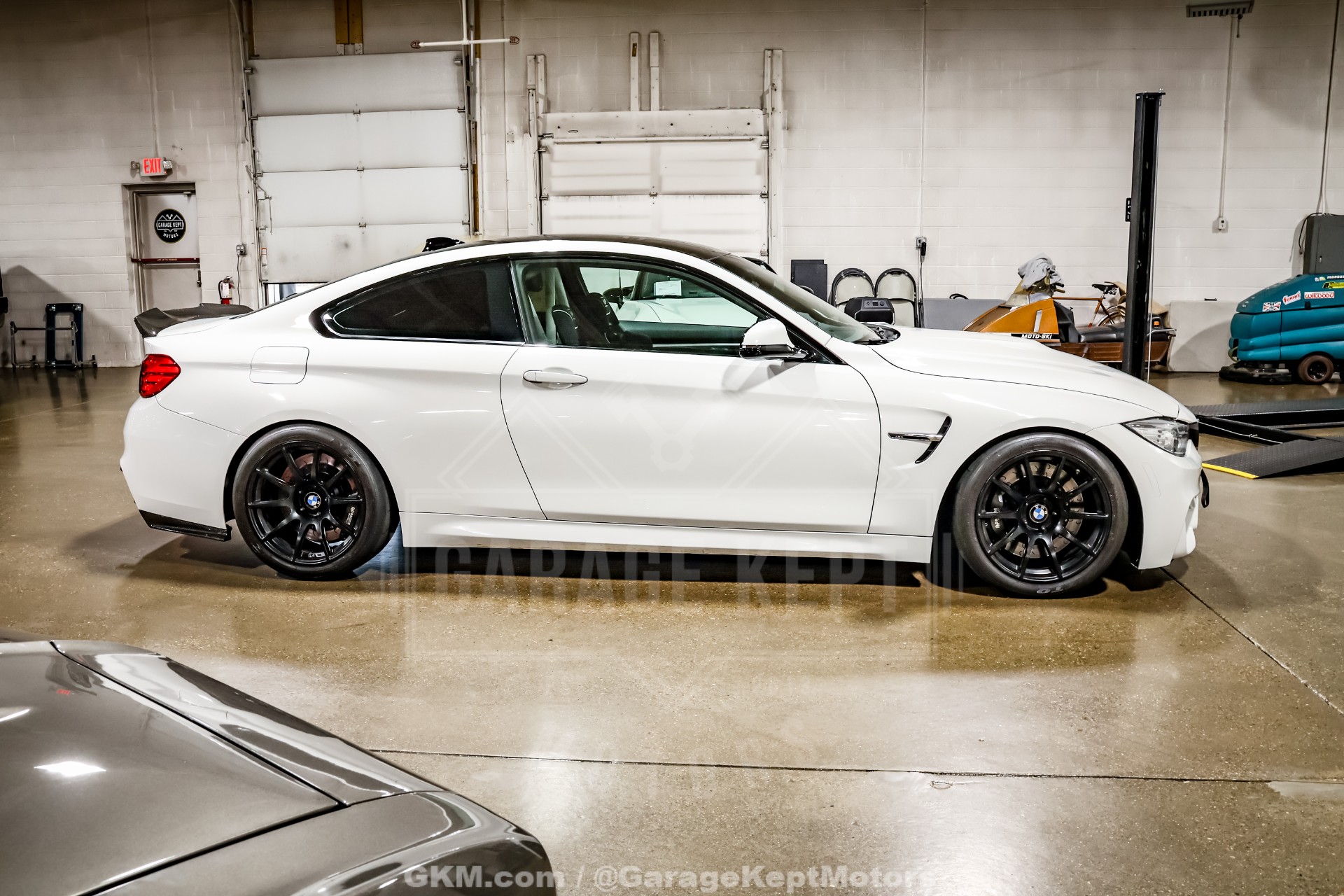 2015 BMW M4 10