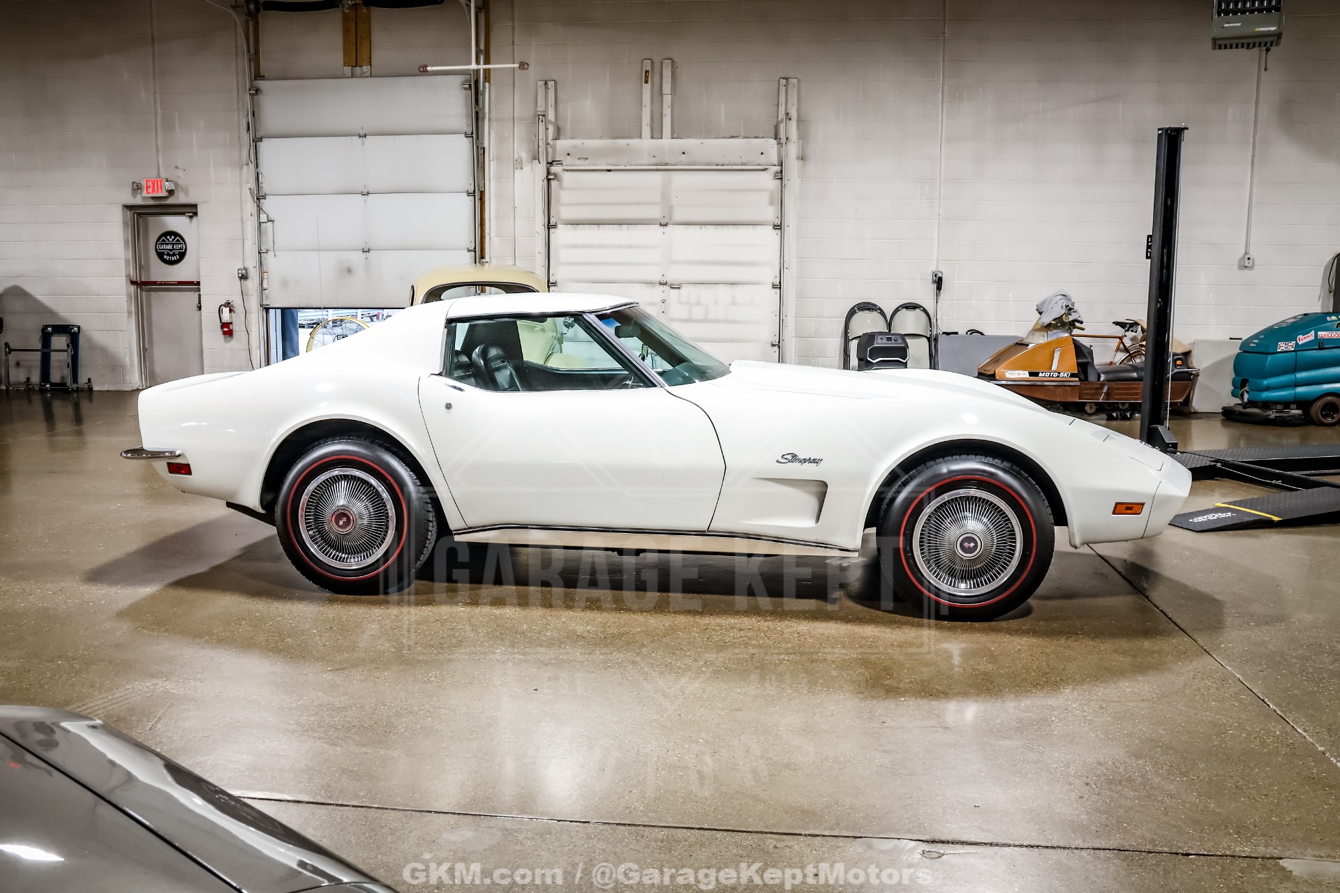 1973 Chevrolet Corvette 10