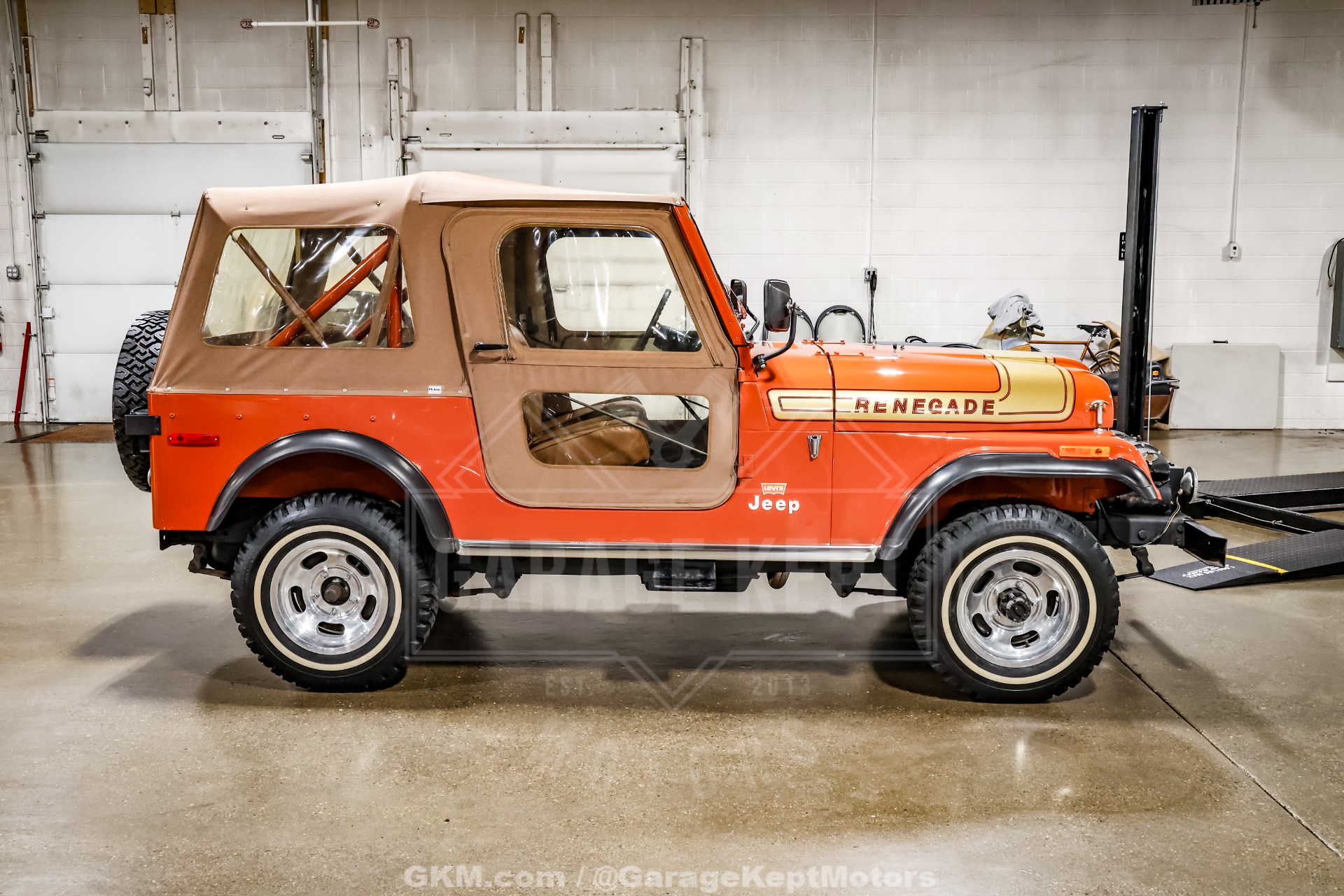 1976 Jeep CJ-7 10