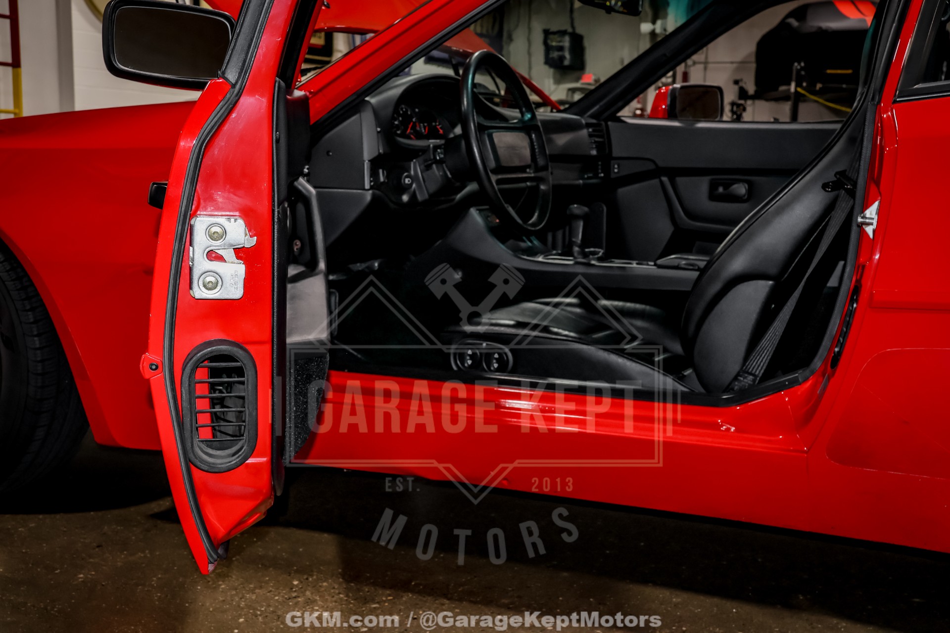 1985 Porsche 944 105