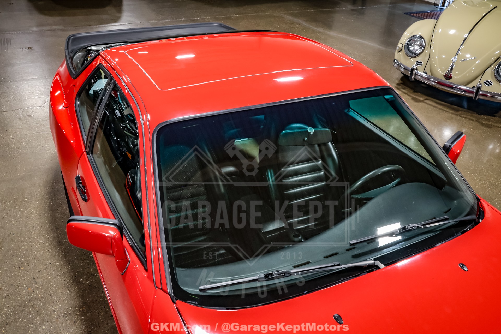 1985 Porsche 944 16