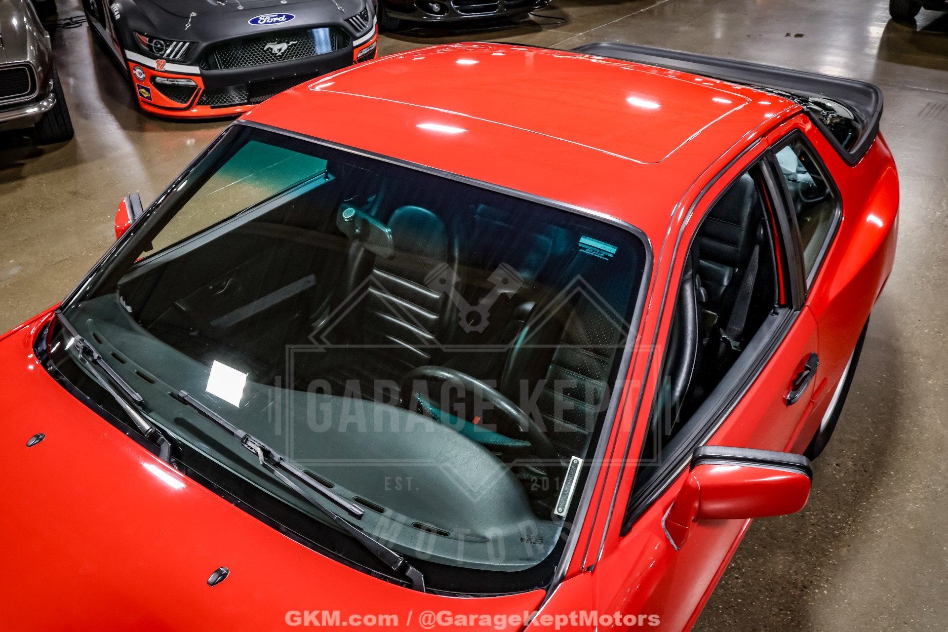 1985 Porsche 944 26