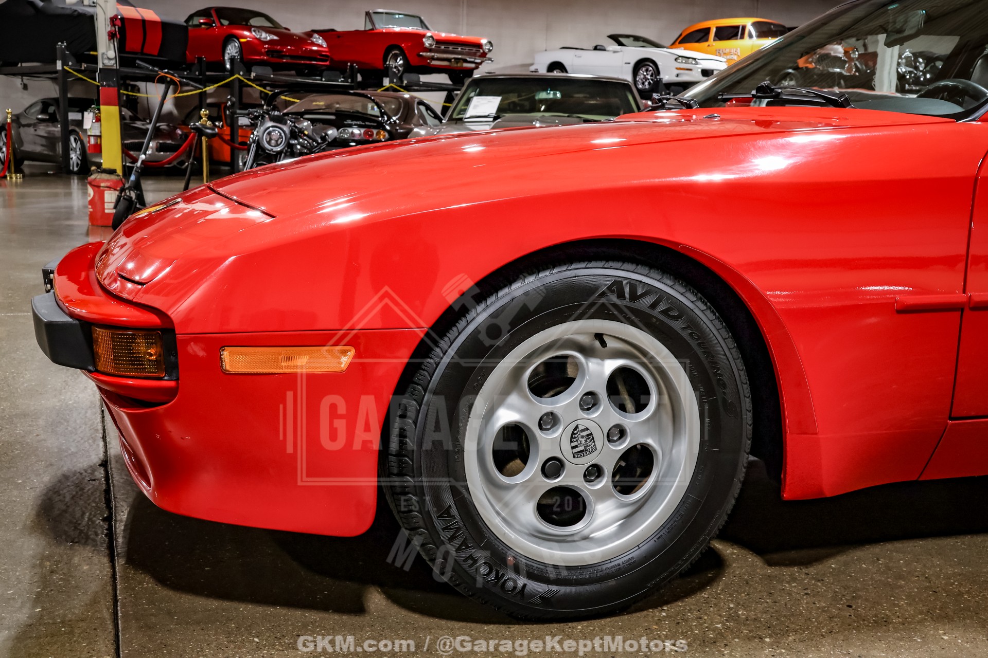 1985 Porsche 944 33