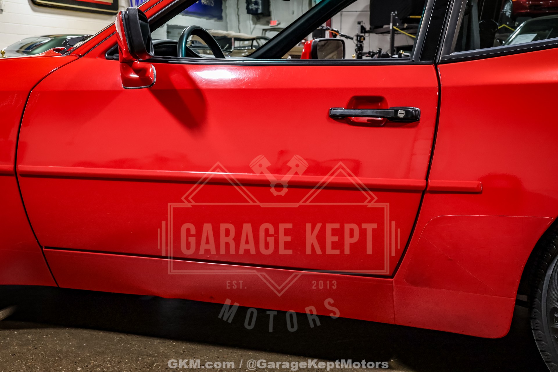 1985 Porsche 944 36