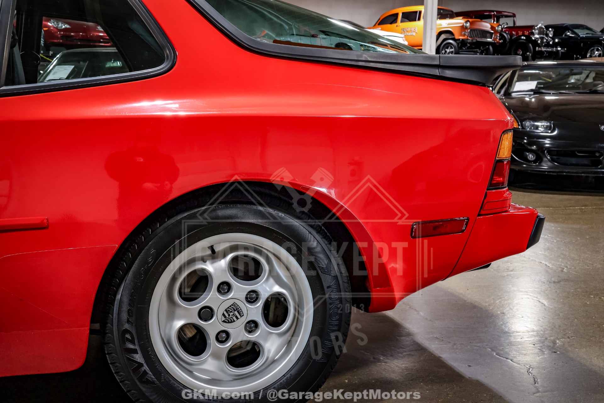 1985 Porsche 944 37