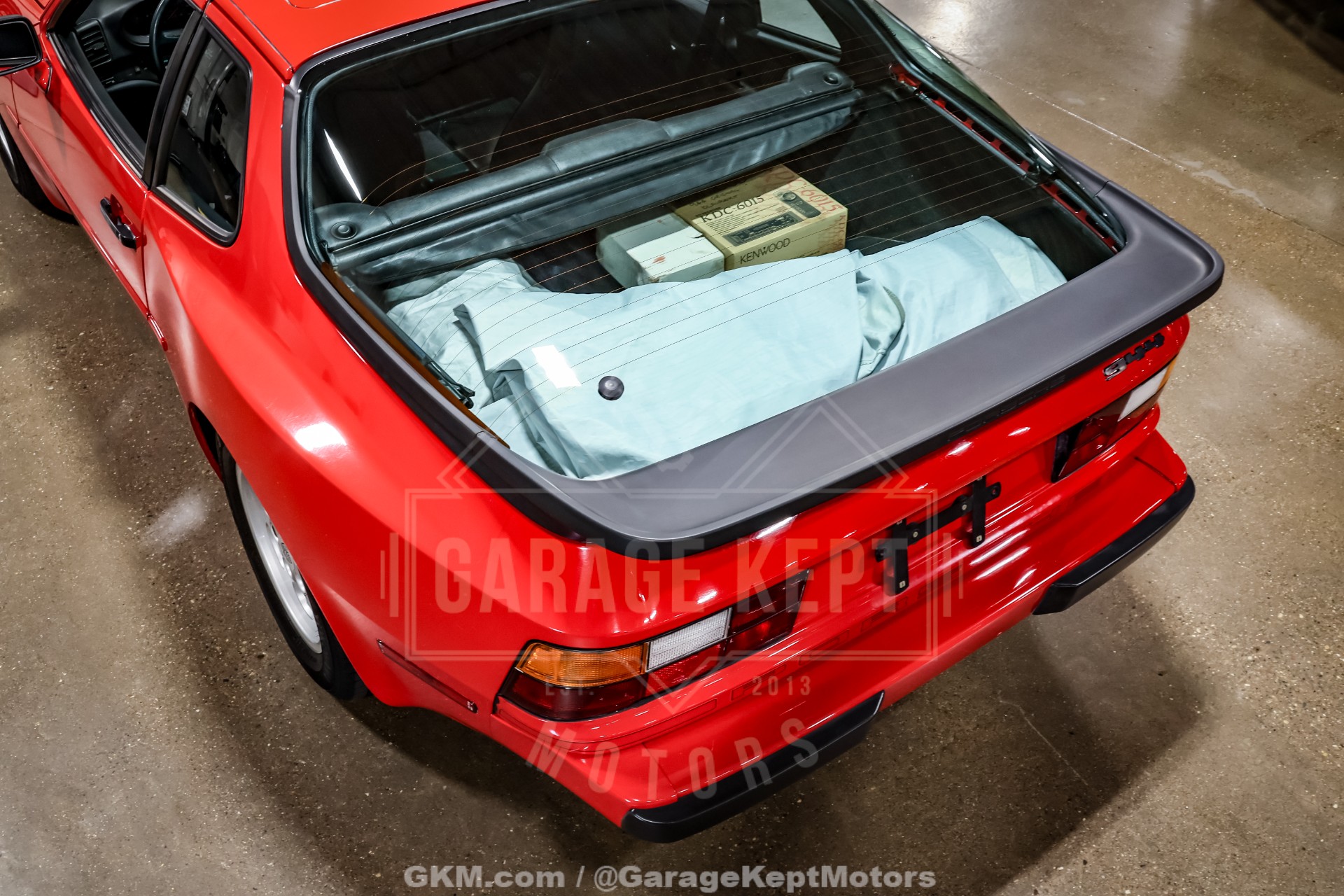 1985 Porsche 944 39