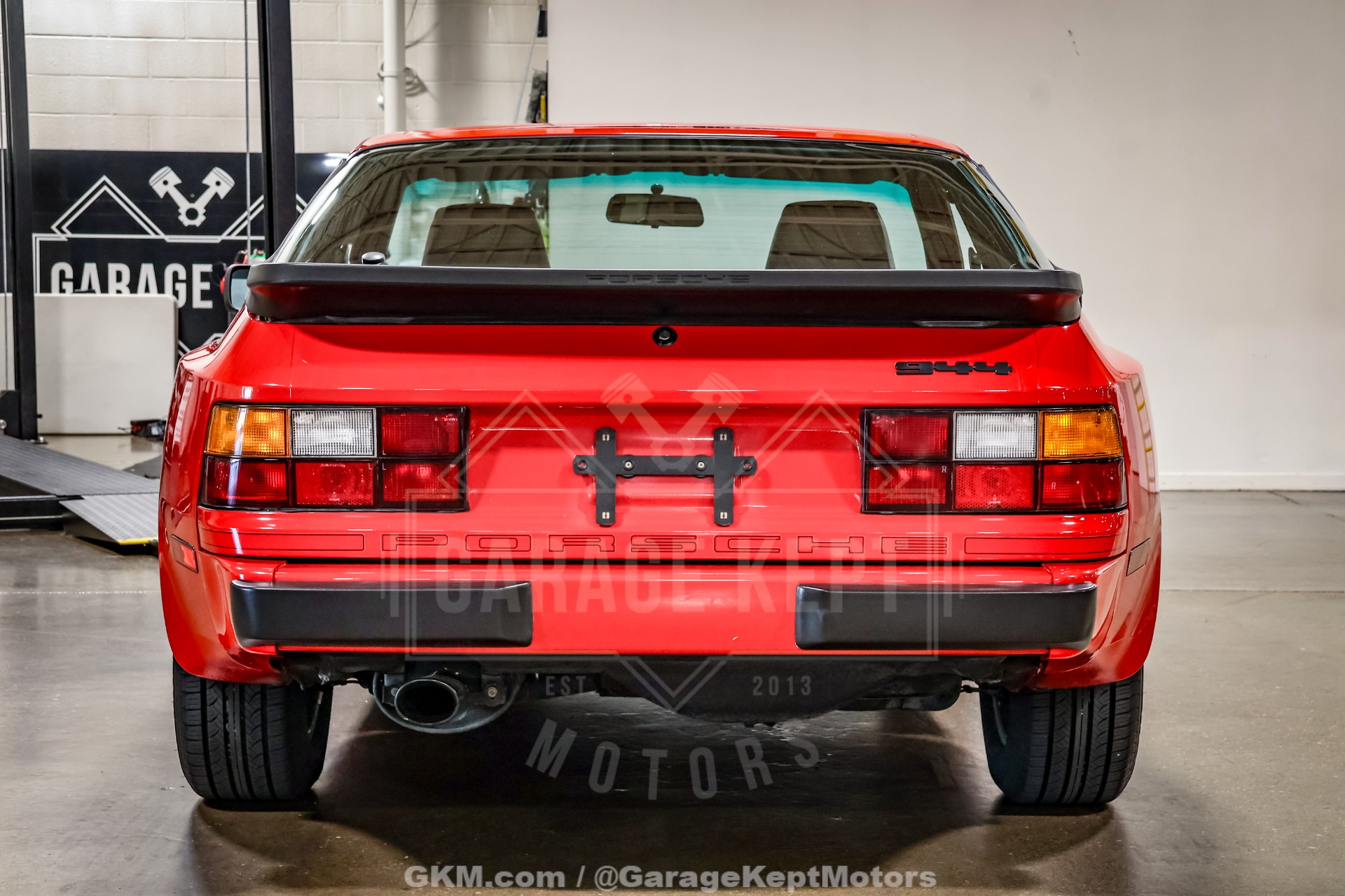 1985 Porsche 944 45