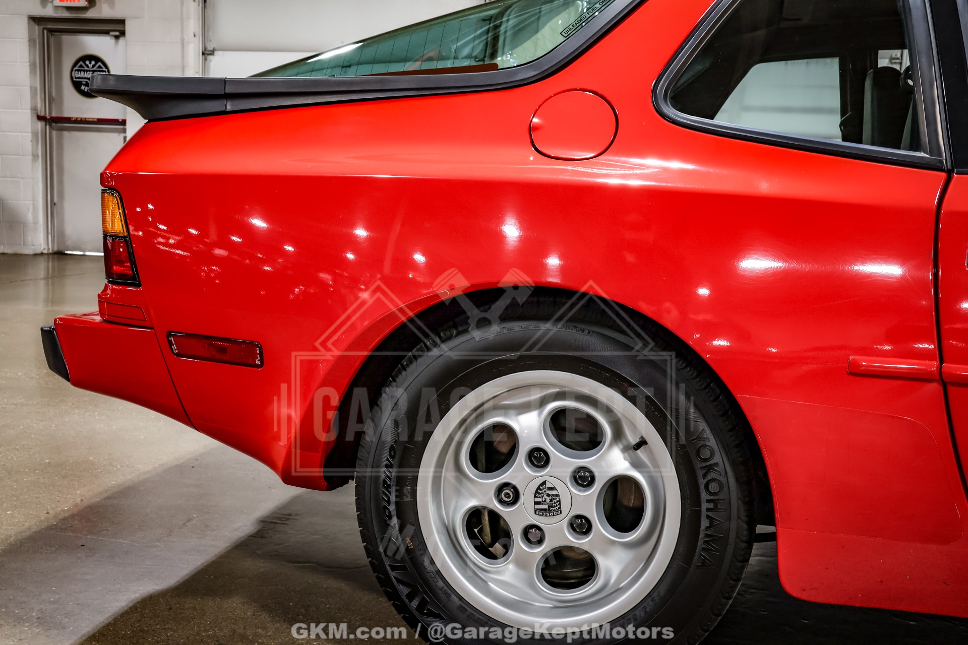 1985 Porsche 944 54