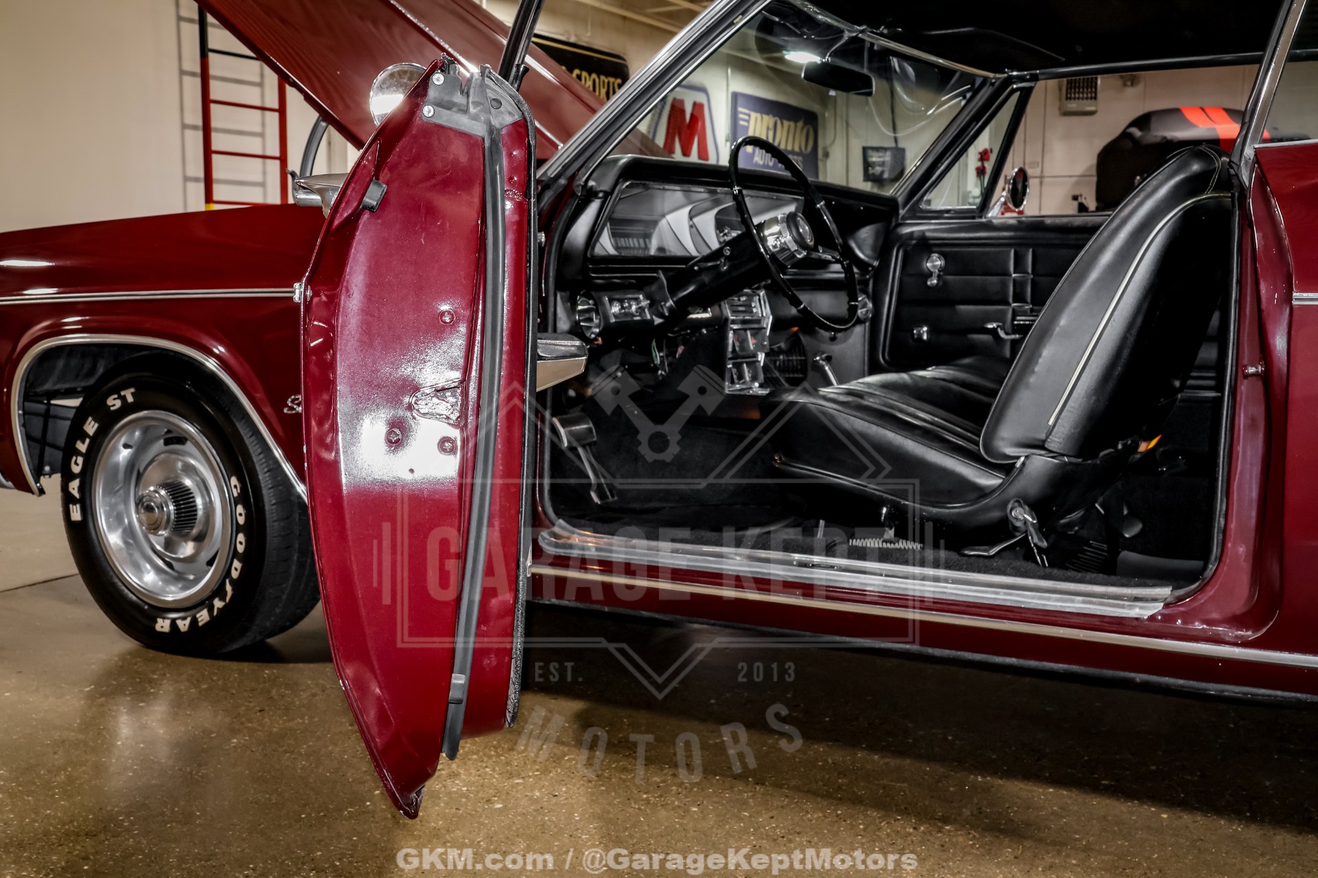 1966 Chevrolet Impala SS 103
